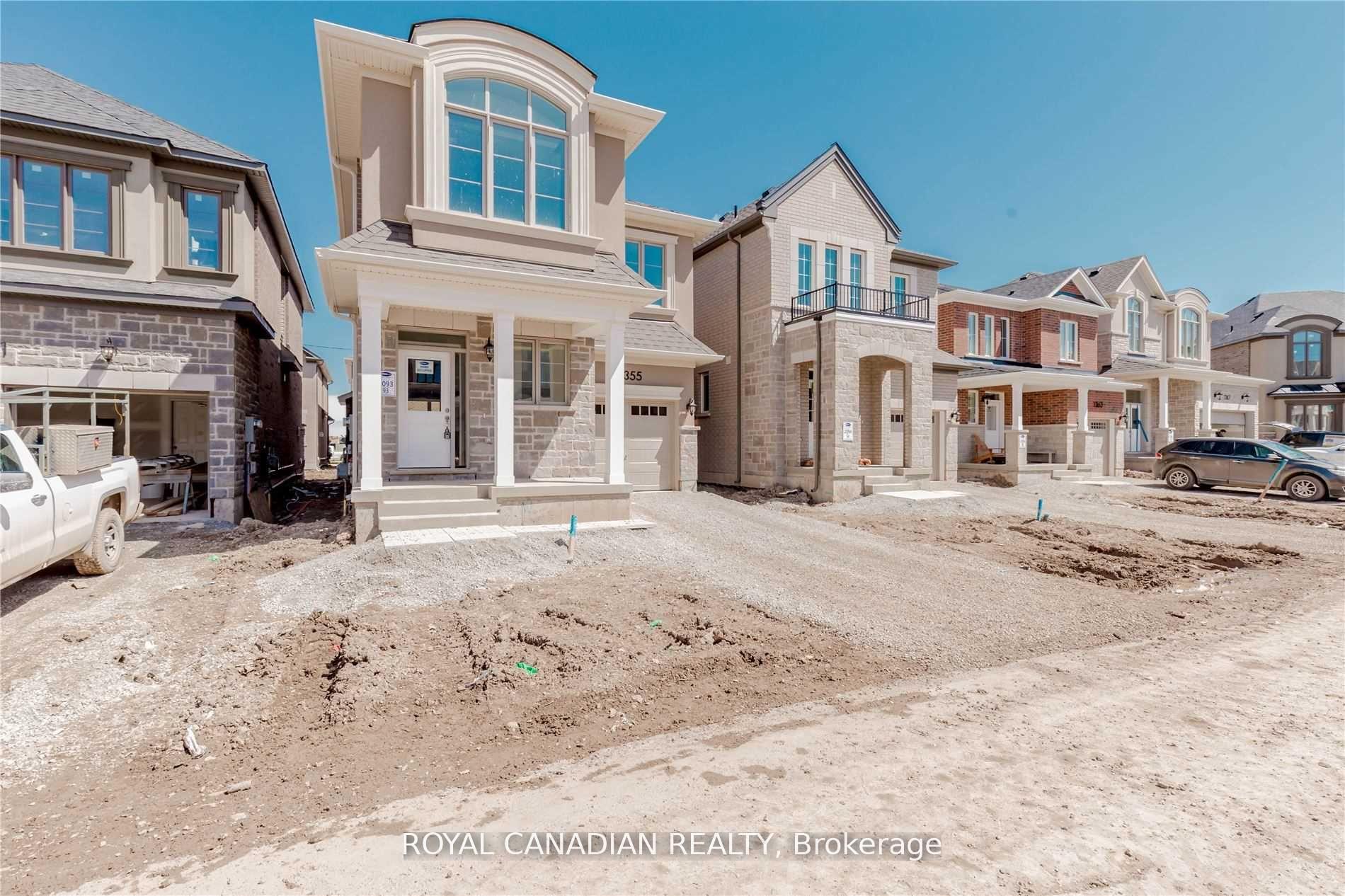 Photo 12 of 1355 Lobelia Crescent, Milton, Walker — HOMEH