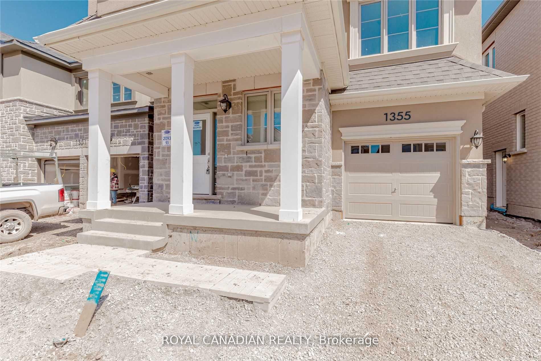 Photo 10 of 1355 Lobelia Crescent, Milton, Walker — HOMEH