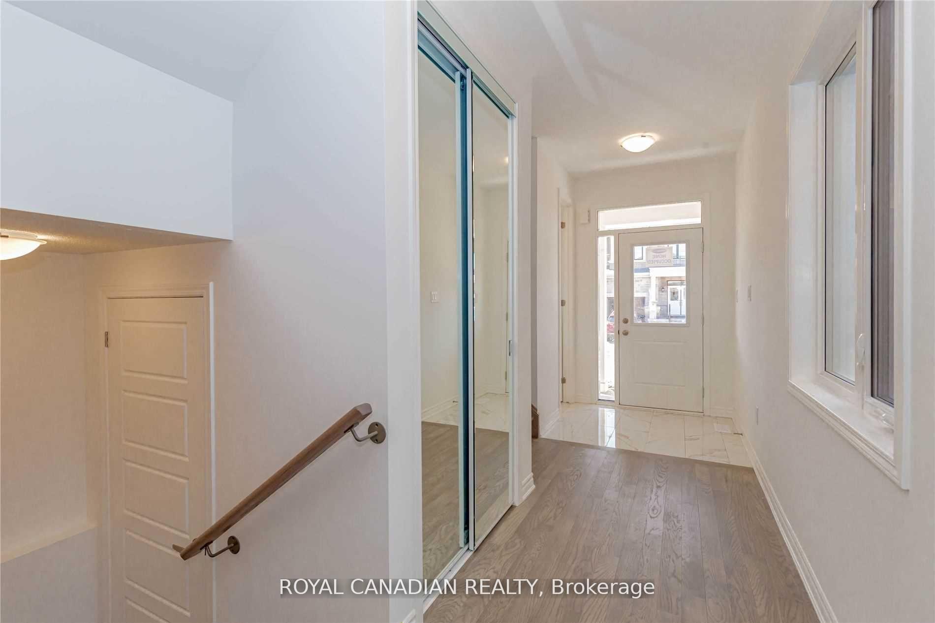 Photo 15 of 1355 Lobelia Crescent, Milton, Walker — HOMEH
