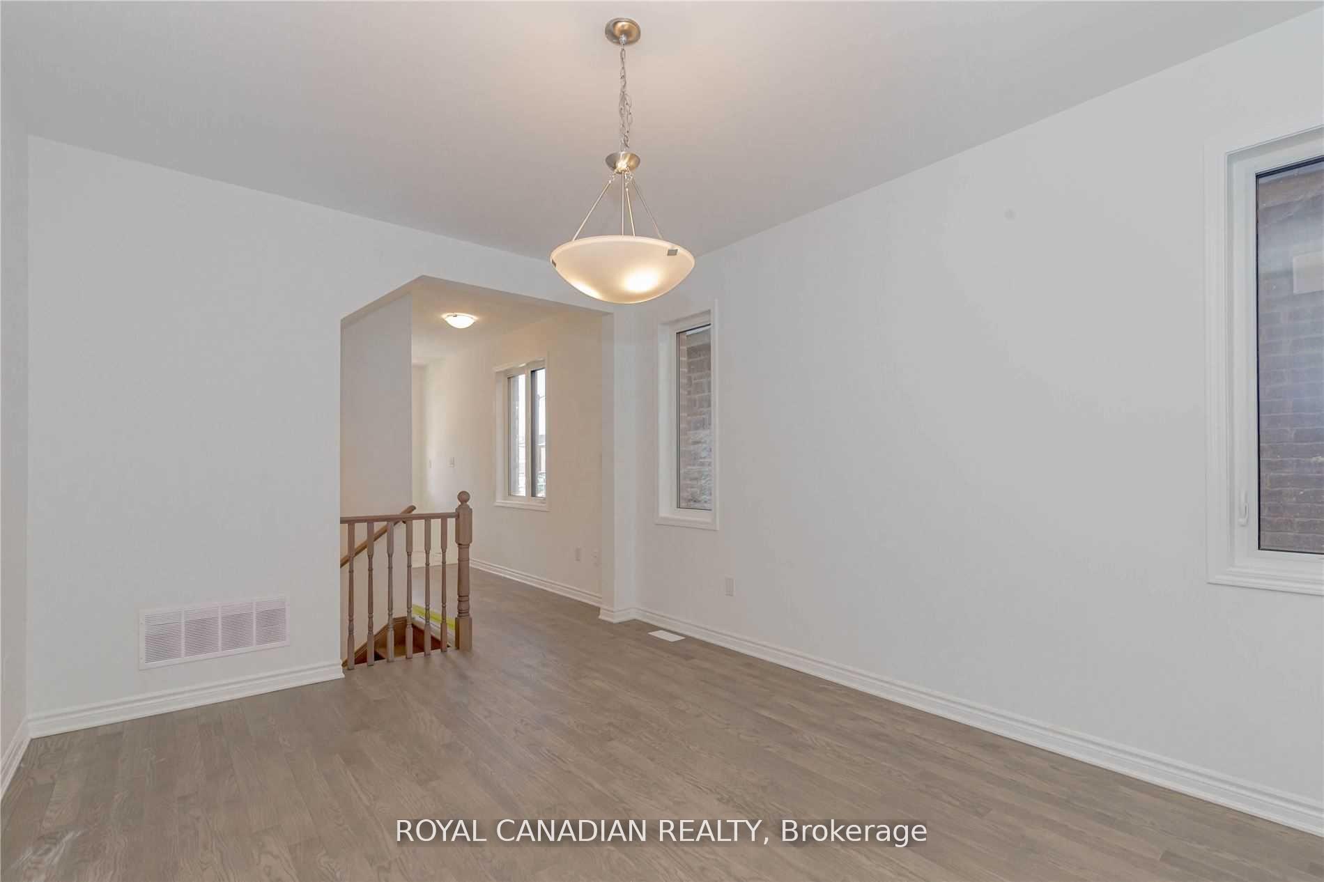 Photo 2 of 1355 Lobelia Crescent, Milton, Walker — HOMEH