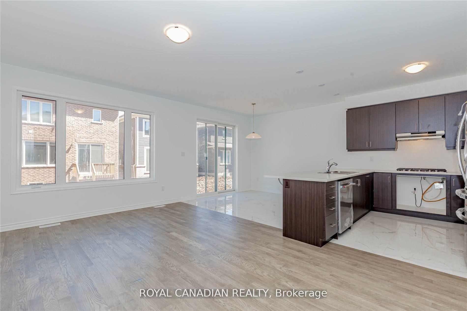 Photo 7 of 1355 Lobelia Crescent, Milton, Walker — HOMEH