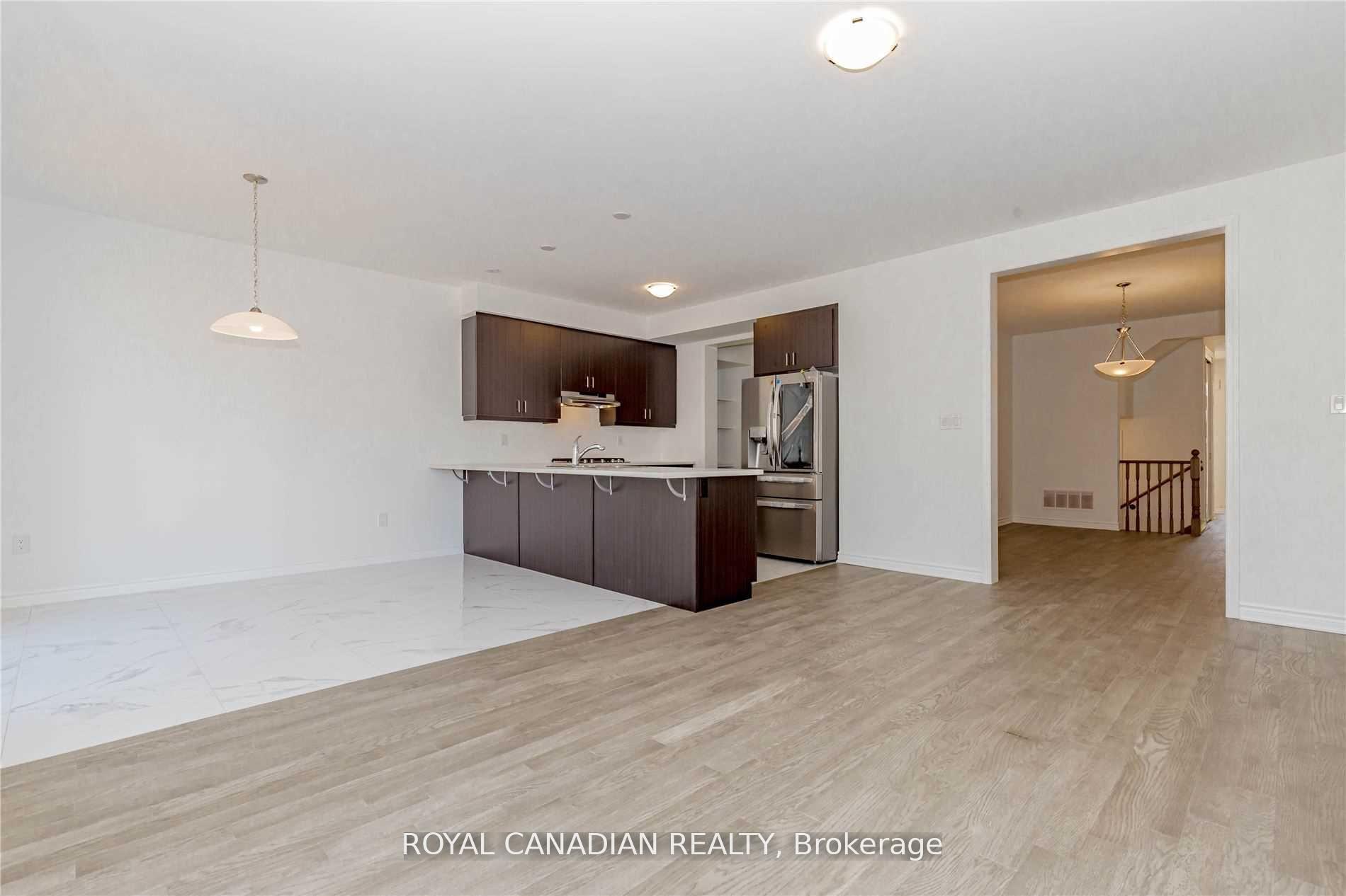 Photo 17 of 1355 Lobelia Crescent, Milton, Walker — HOMEH