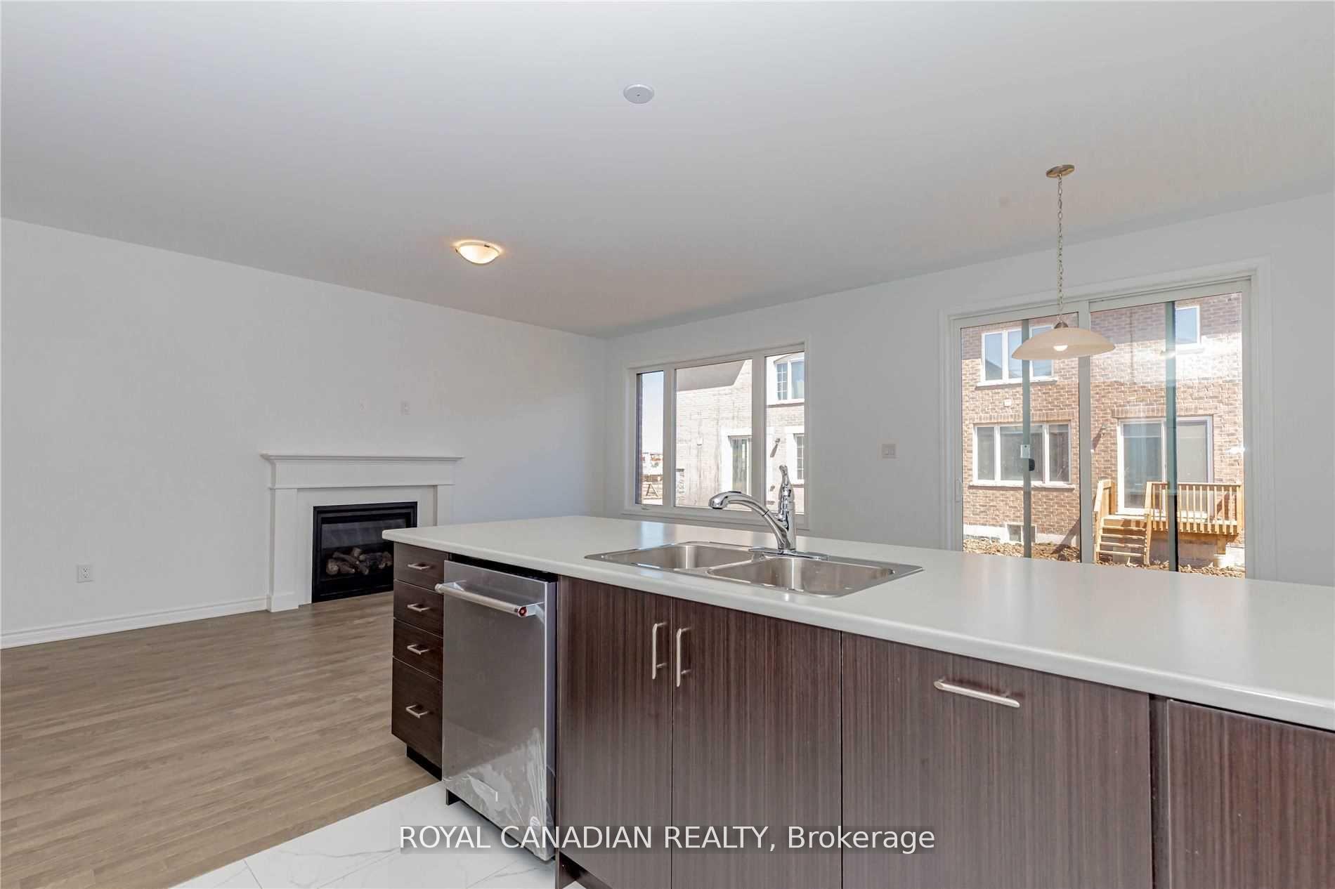 Photo 22 of 1355 Lobelia Crescent, Milton, Walker — HOMEH
