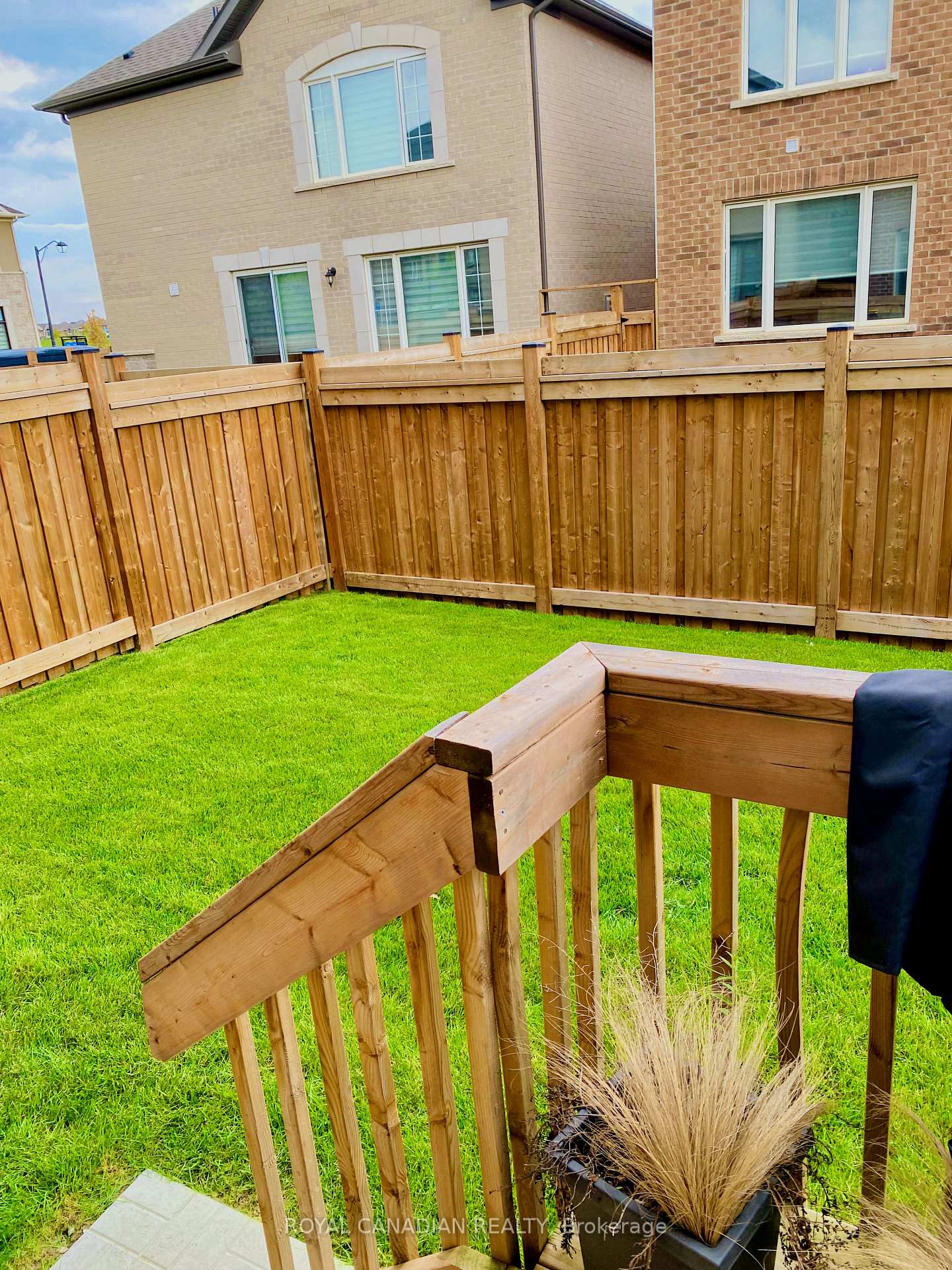 Photo 39 of 1355 Lobelia Crescent, Milton, Walker — HOMEH