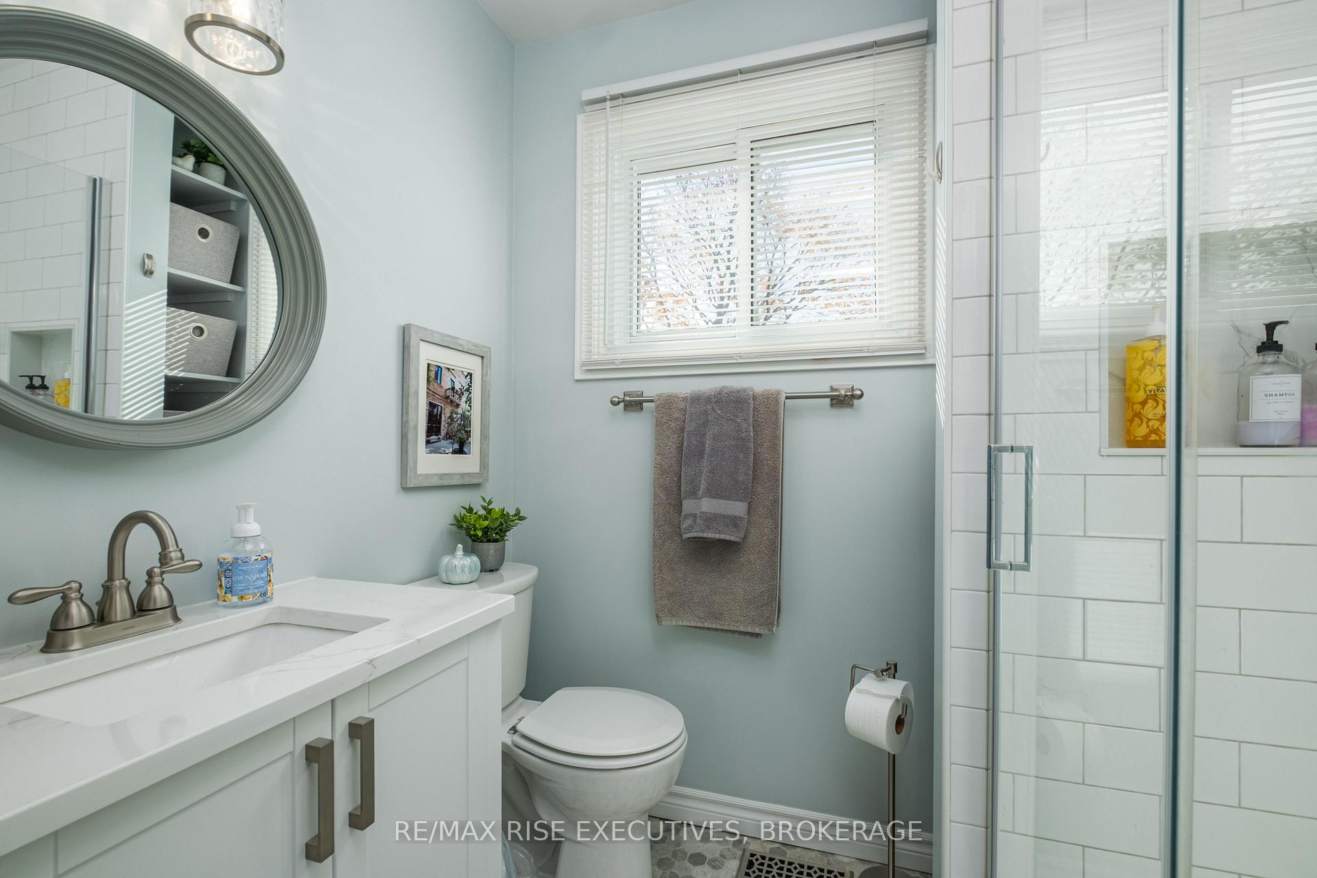 Photo 15 of 1056 Pinewood Place, Kingston, City Northwest — HOMEH
