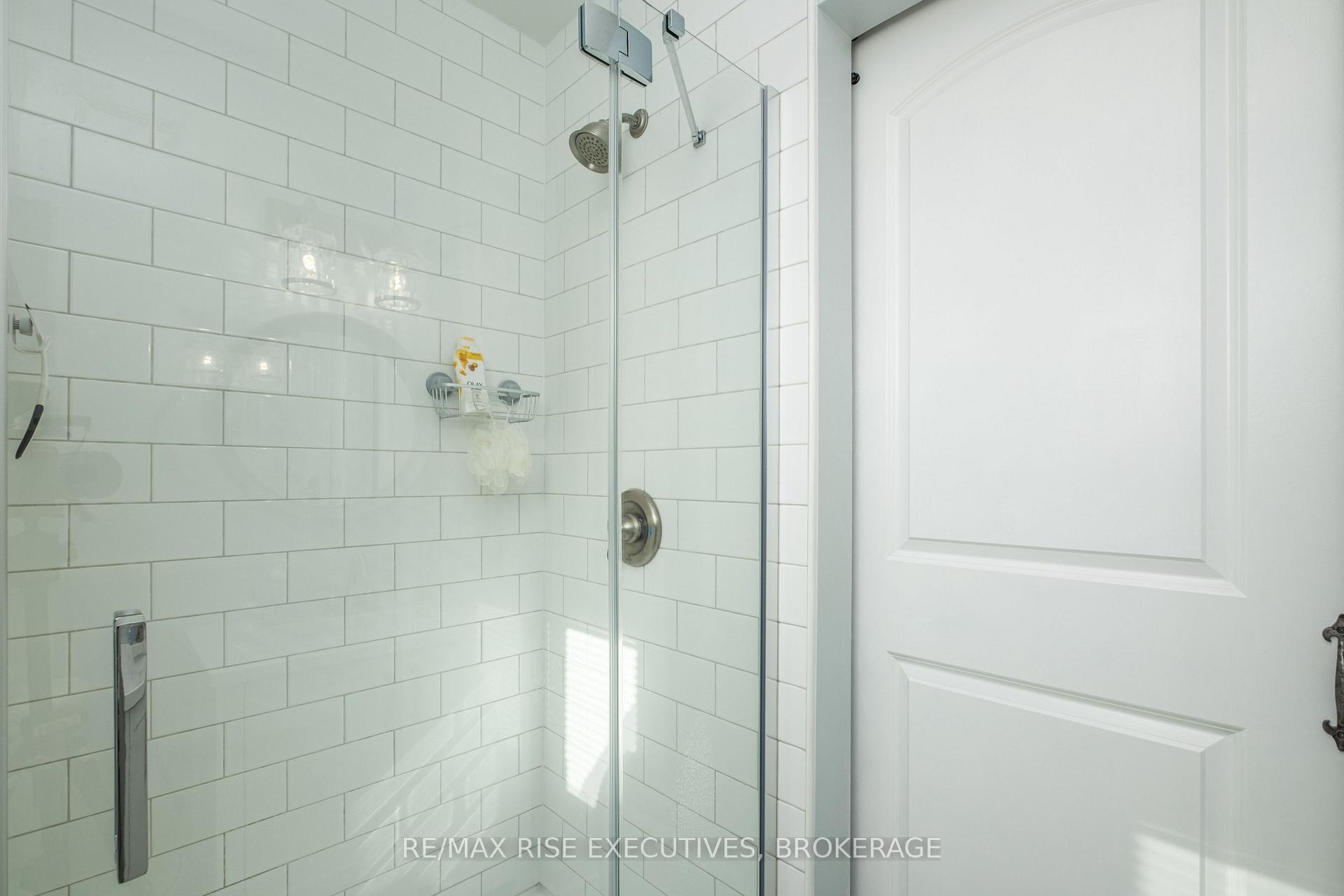 Photo 16 of 1056 Pinewood Place, Kingston, City Northwest — HOMEH