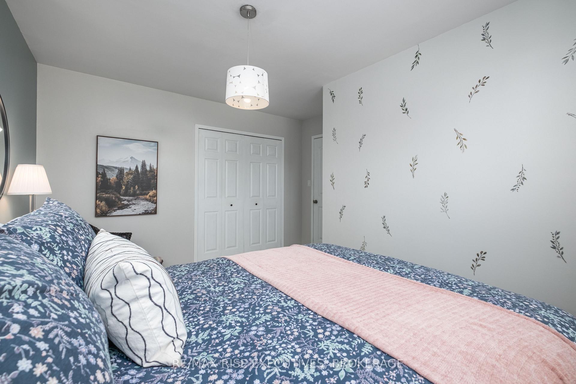 Photo 20 of 1056 Pinewood Place, Kingston, City Northwest — HOMEH