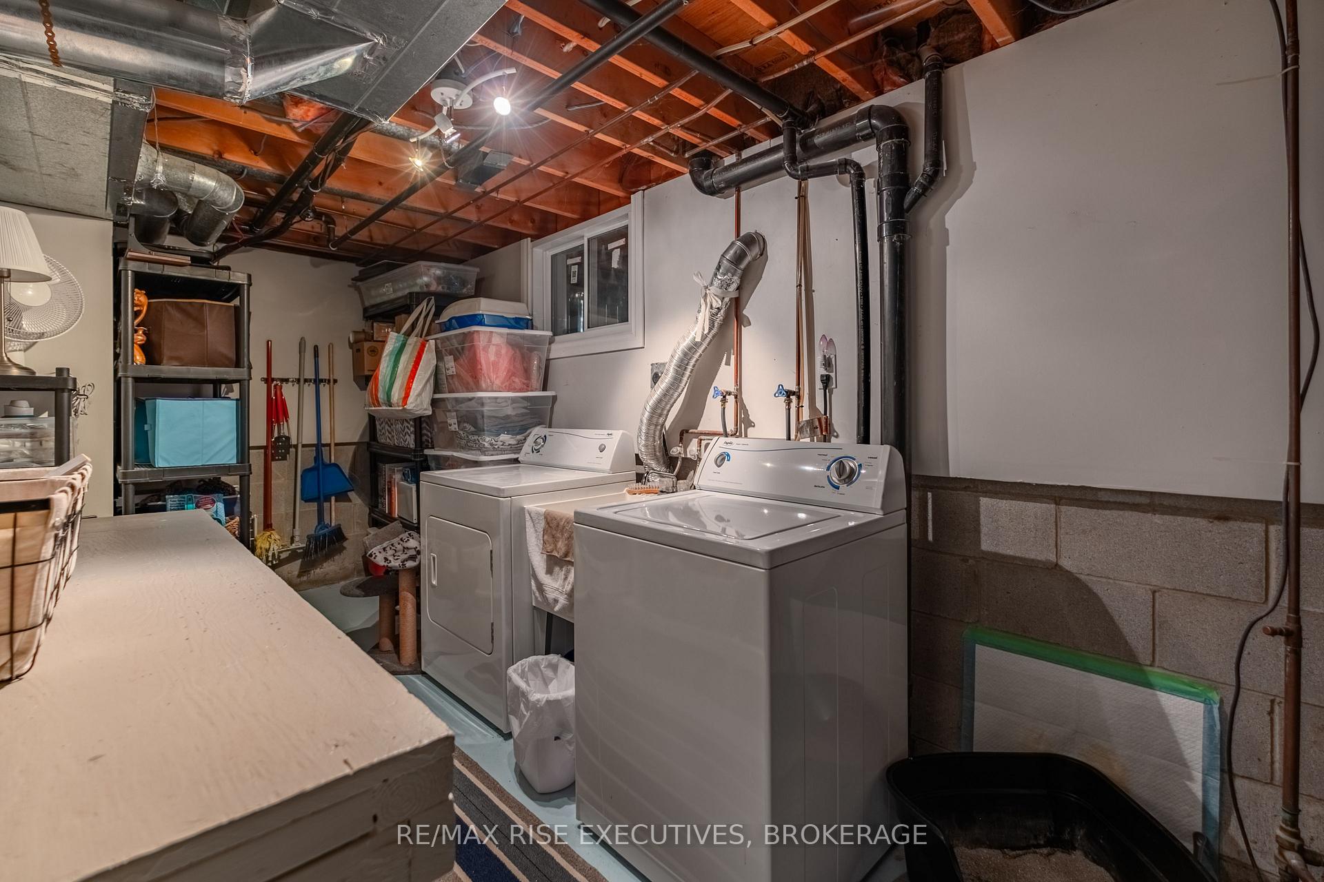 Photo 27 of 1056 Pinewood Place, Kingston, City Northwest — HOMEH