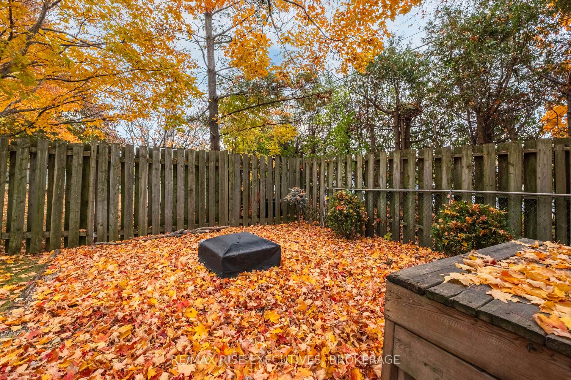 Photo 34 of 1056 Pinewood Place, Kingston, City Northwest — HOMEH