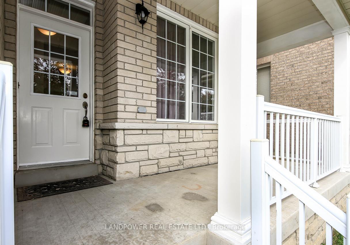 Photo 2 of 84 Vine Cliff Boulevard, Markham, Victoria Manor-Jennings Gate — HOMEH
