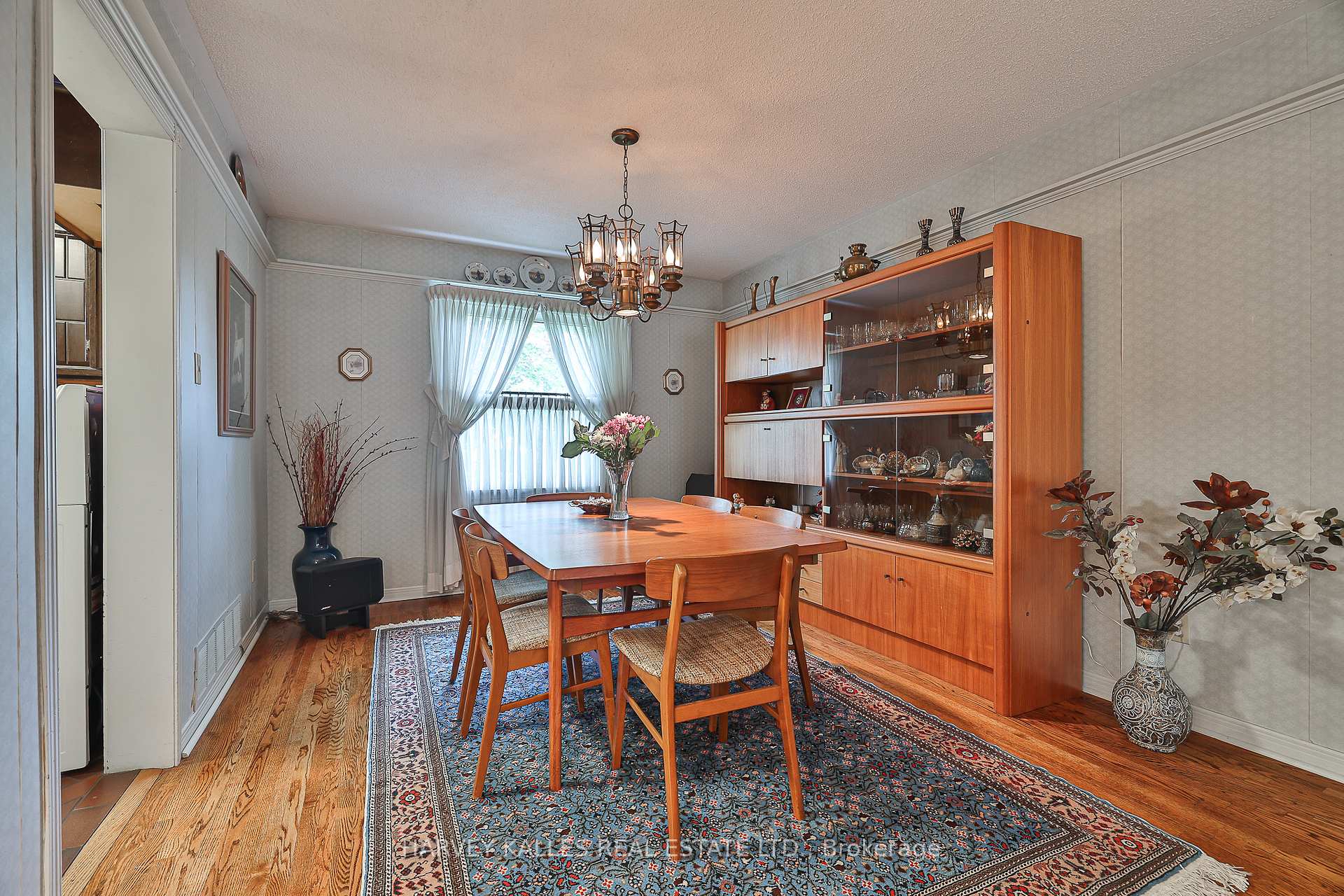 Photo 8 of 28 Waggoners Wells Lane, Markham, German Mills — HOMEH