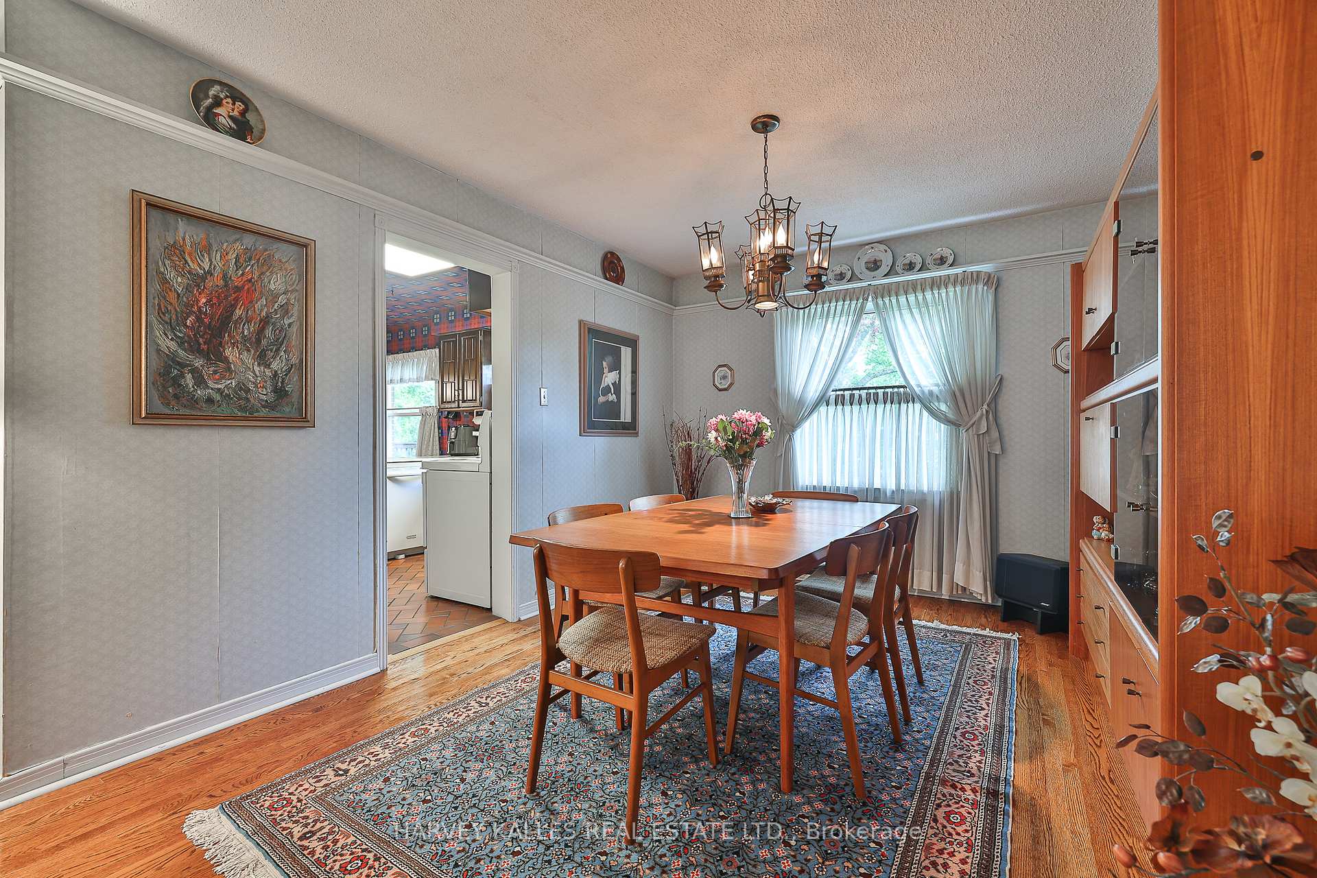 Photo 9 of 28 Waggoners Wells Lane, Markham, German Mills — HOMEH