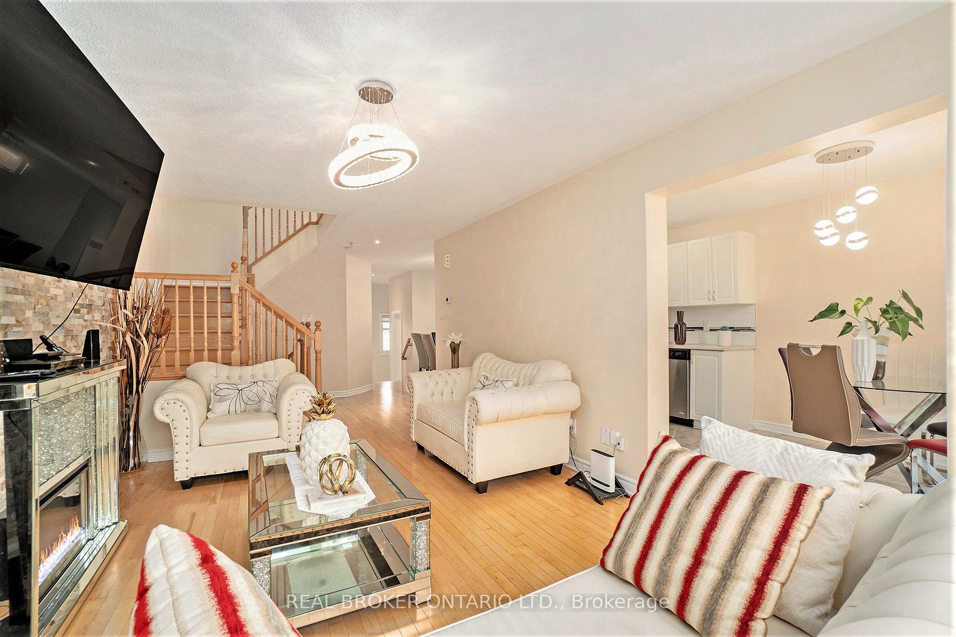 Photo 6 of 524 Paine Avenue, Ottawa, Kanata - Kanata Lakes/Heritage Hills — HOMEH