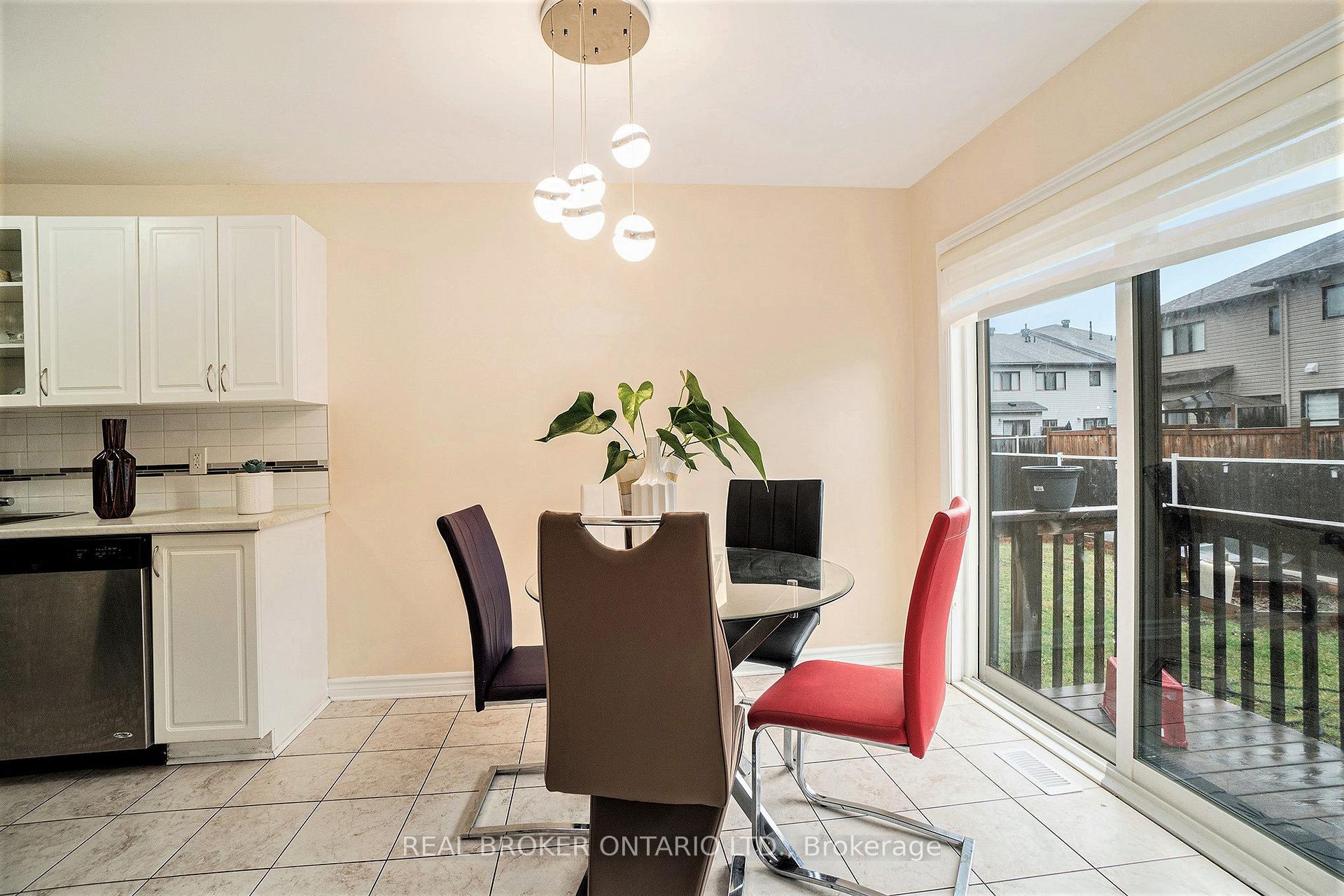 Photo 11 of 524 Paine Avenue, Ottawa, Kanata - Kanata Lakes/Heritage Hills — HOMEH
