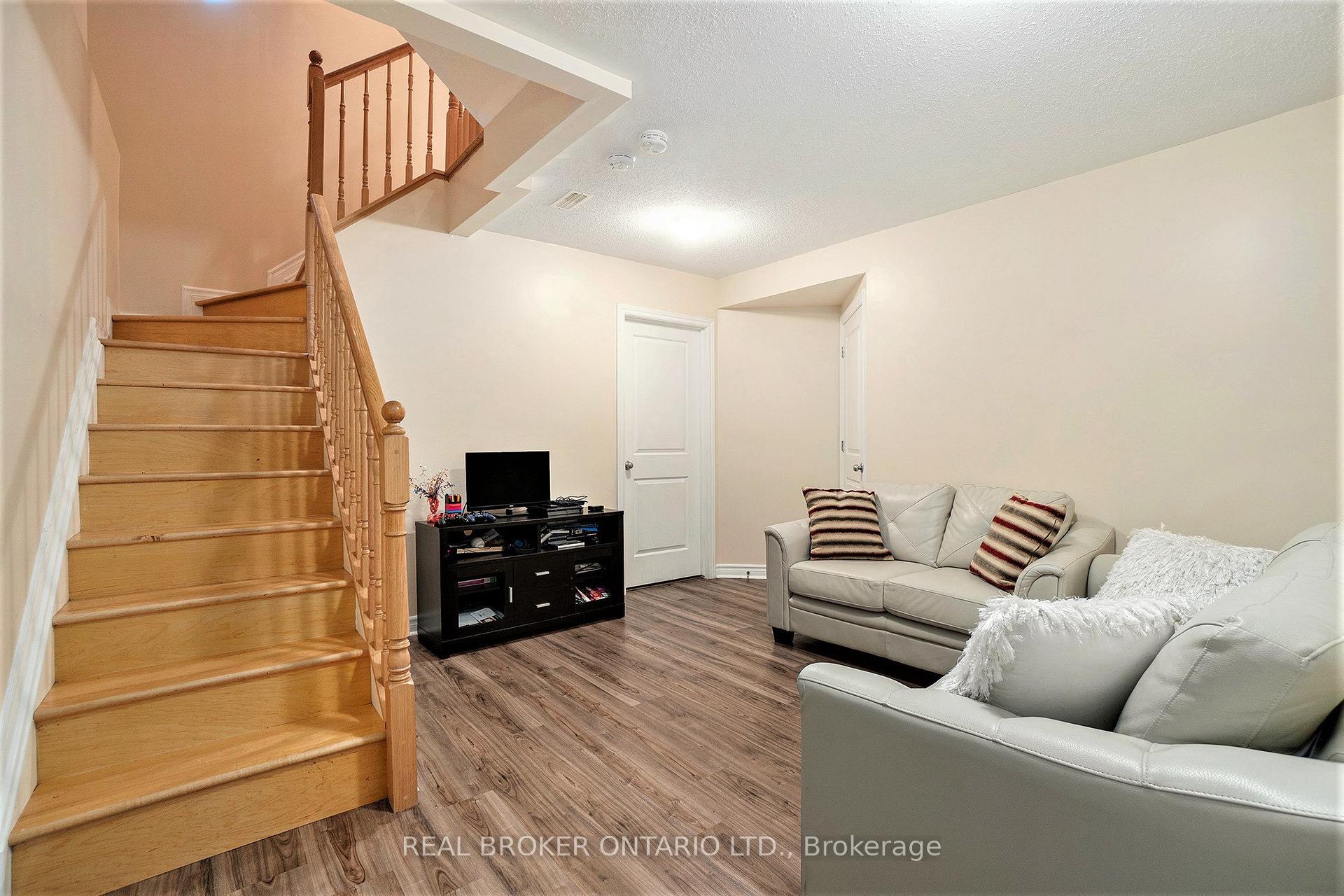 Photo 18 of 524 Paine Avenue, Ottawa, Kanata - Kanata Lakes/Heritage Hills — HOMEH