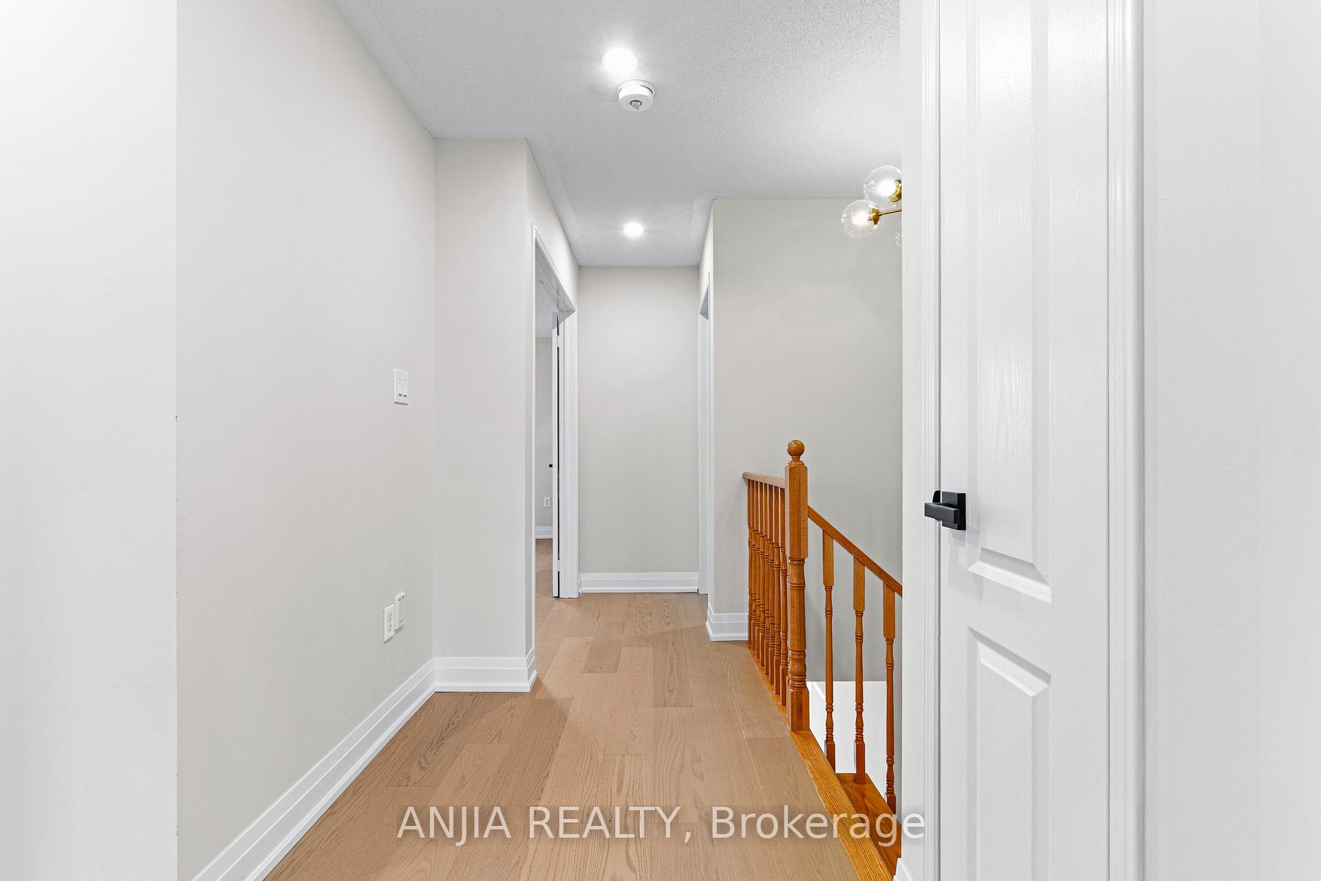 Photo 17 of 6 Elmrill Road, Markham, Berczy — HOMEH