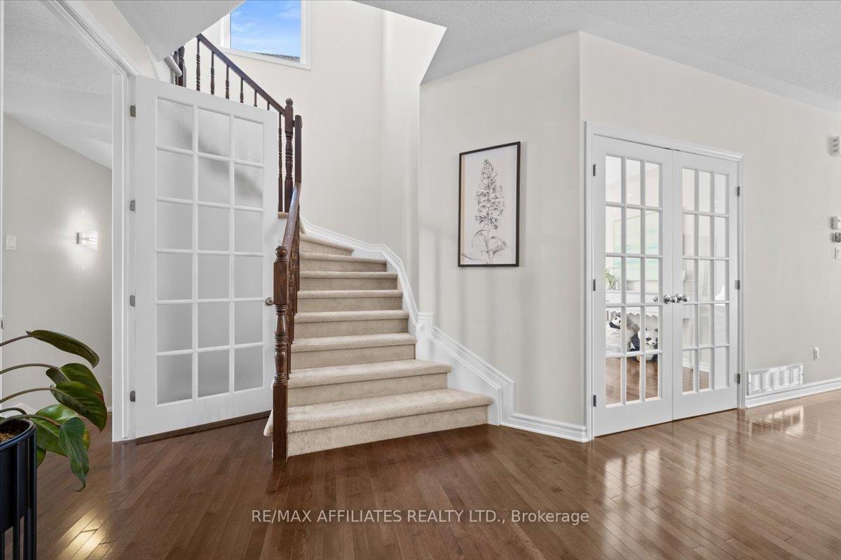 Photo 6 of 1579 Carronbridge Circle, Ottawa, Kanata - Emerald Meadows/Trailwest — HOMEH