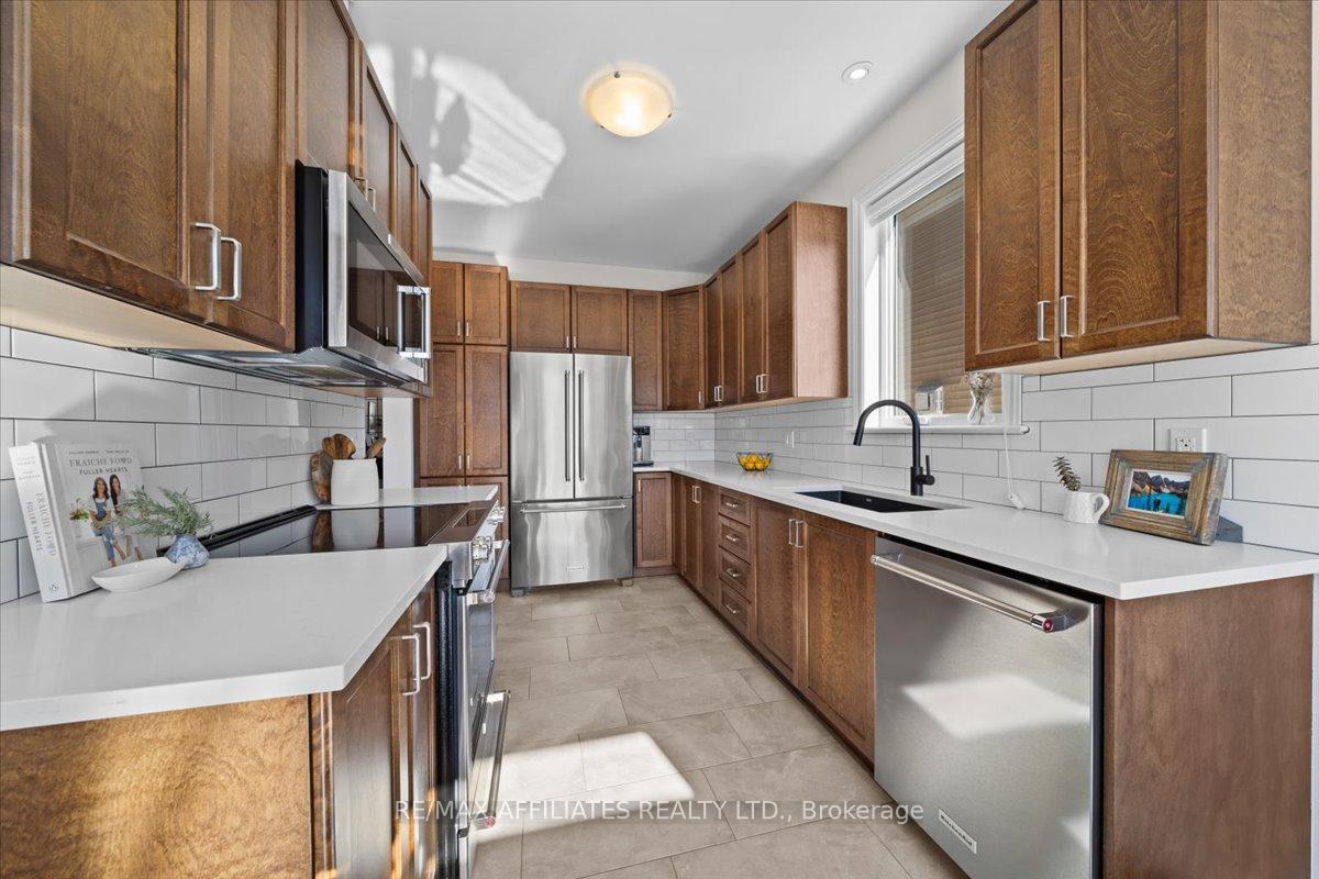 Photo 16 of 1579 Carronbridge Circle, Ottawa, Kanata - Emerald Meadows/Trailwest — HOMEH