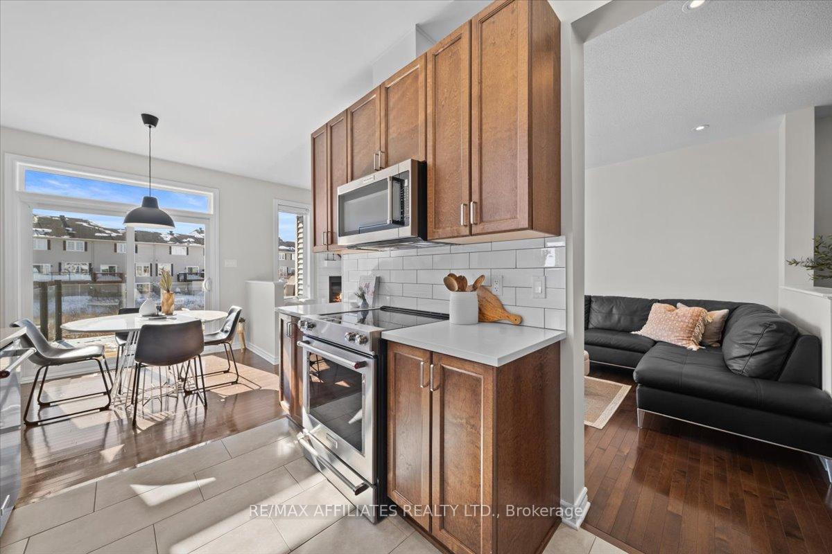 Photo 19 of 1579 Carronbridge Circle, Ottawa, Kanata - Emerald Meadows/Trailwest — HOMEH