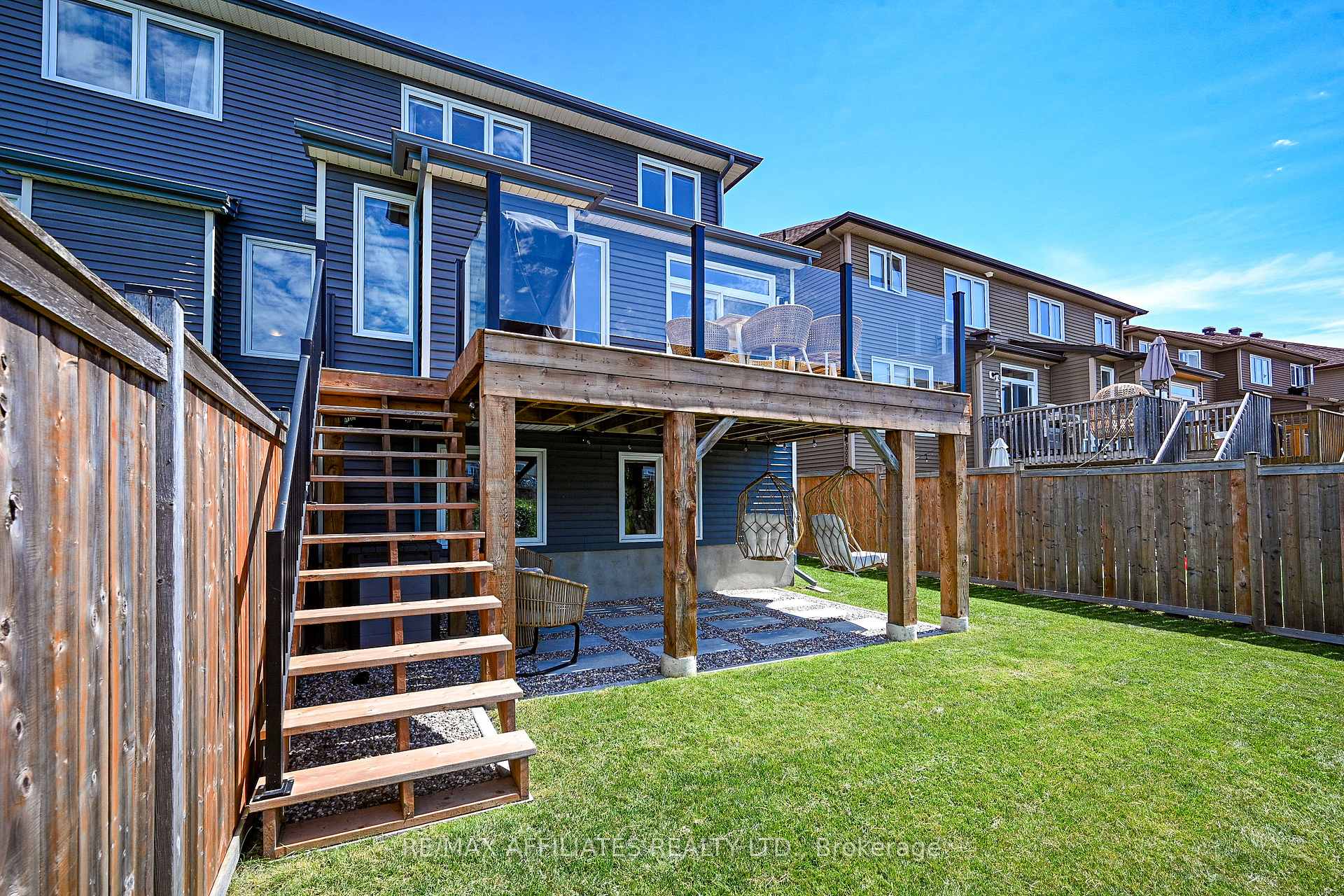 Photo 40 of 1579 Carronbridge Circle, Ottawa, Kanata - Emerald Meadows/Trailwest — HOMEH
