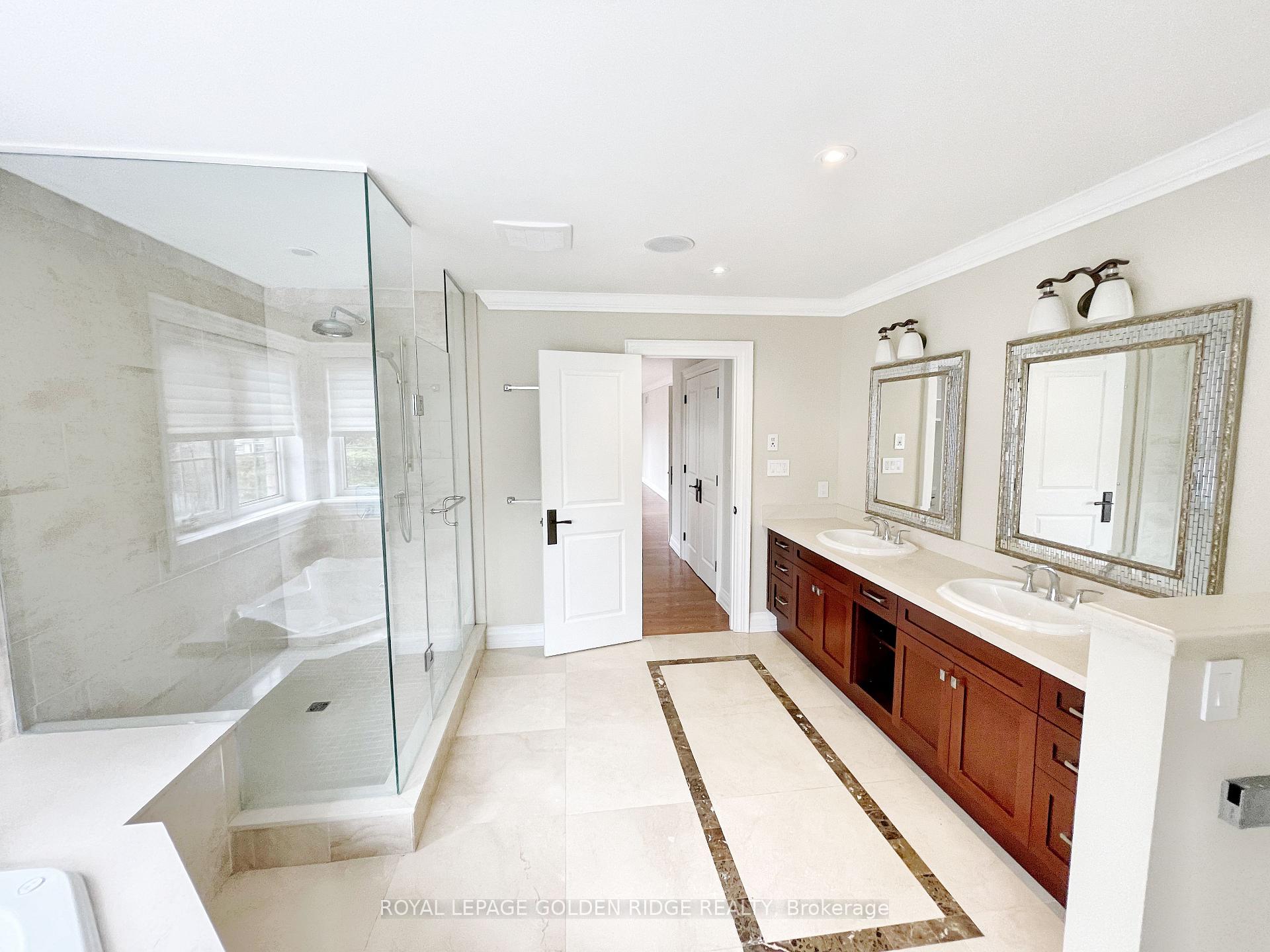 Photo 12 of 195 Krieghoff Avenue, Markham, Unionville — HOMEH