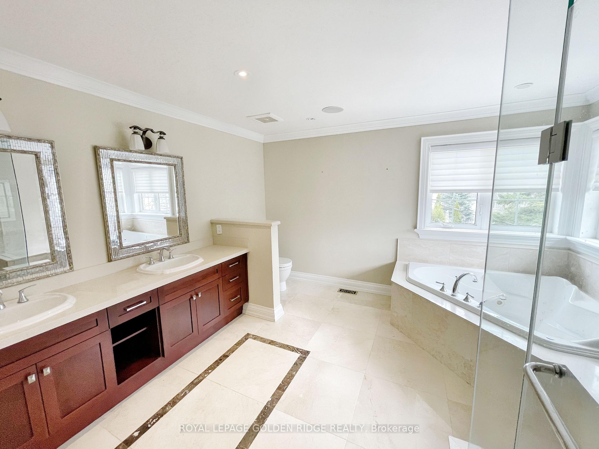 Photo 13 of 195 Krieghoff Avenue, Markham, Unionville — HOMEH