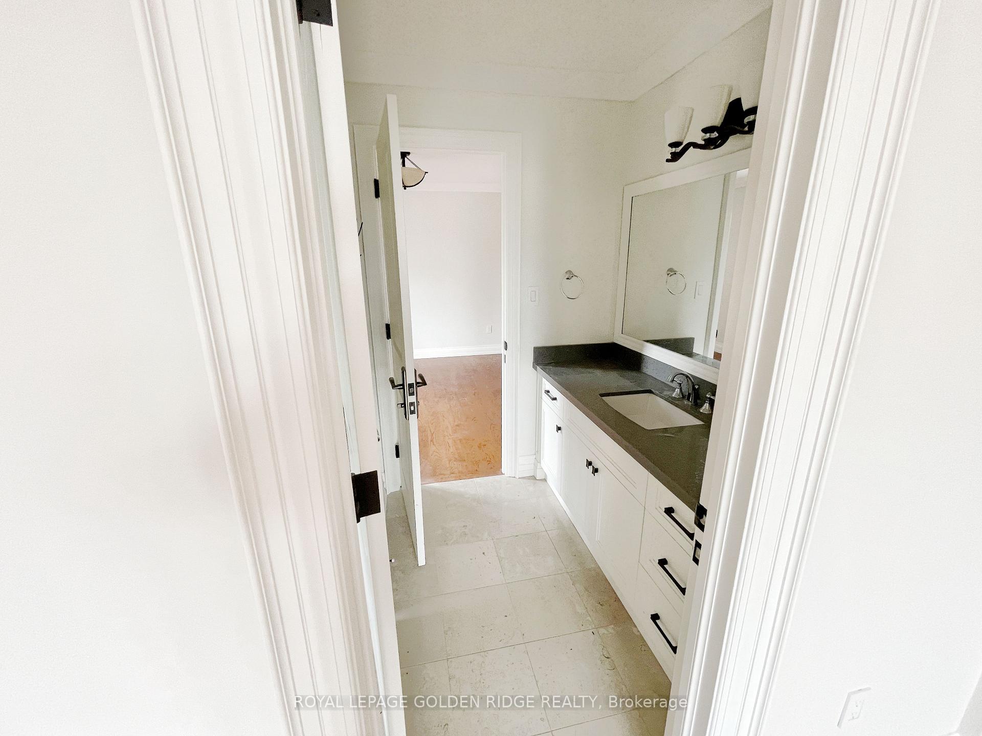 Photo 15 of 195 Krieghoff Avenue, Markham, Unionville — HOMEH