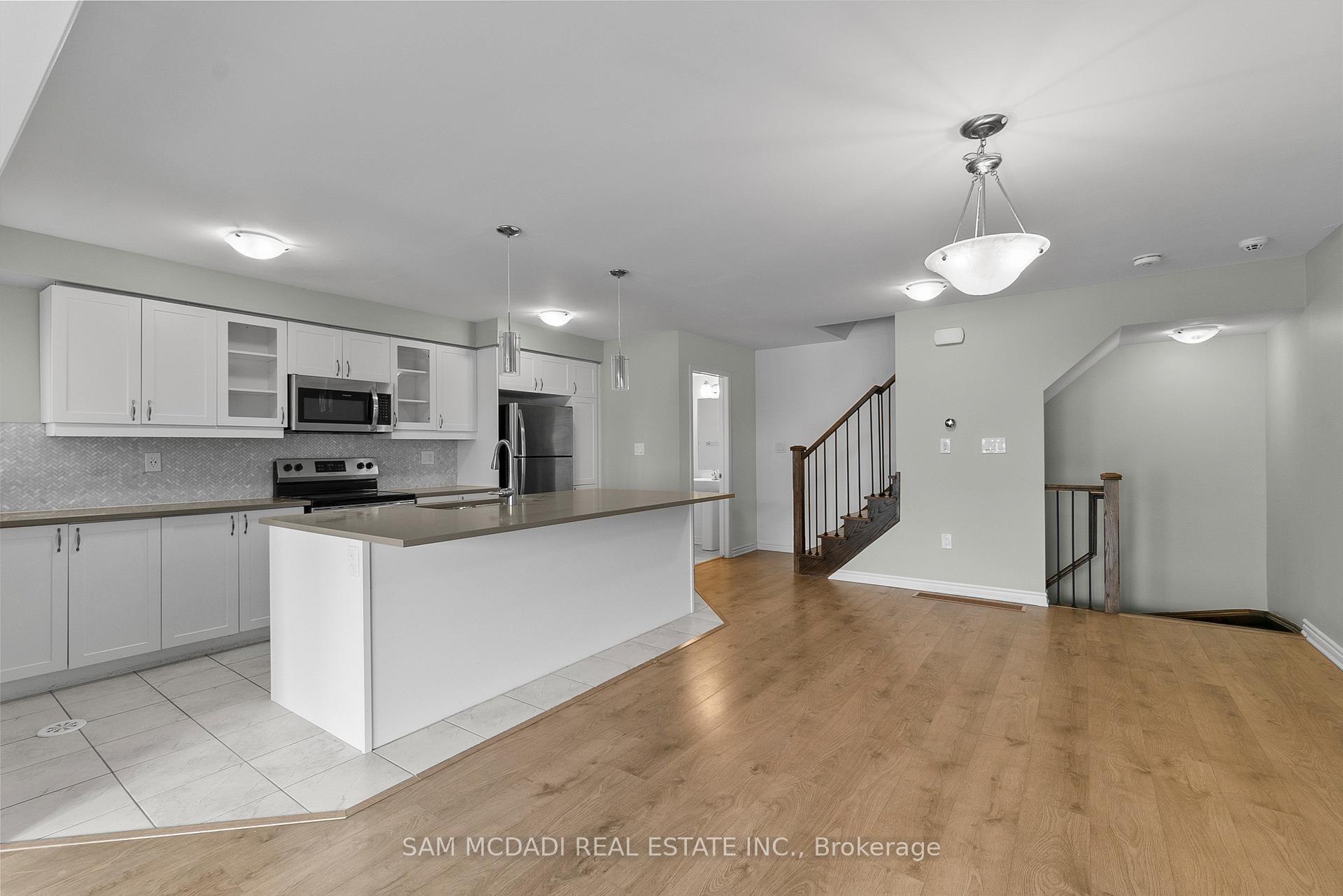 Photo 15 of 315 Murlock Heights, Milton, Ford — HOMEH