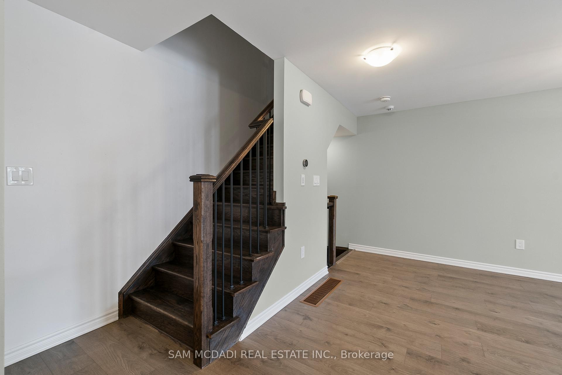Photo 25 of 315 Murlock Heights, Milton, Ford — HOMEH
