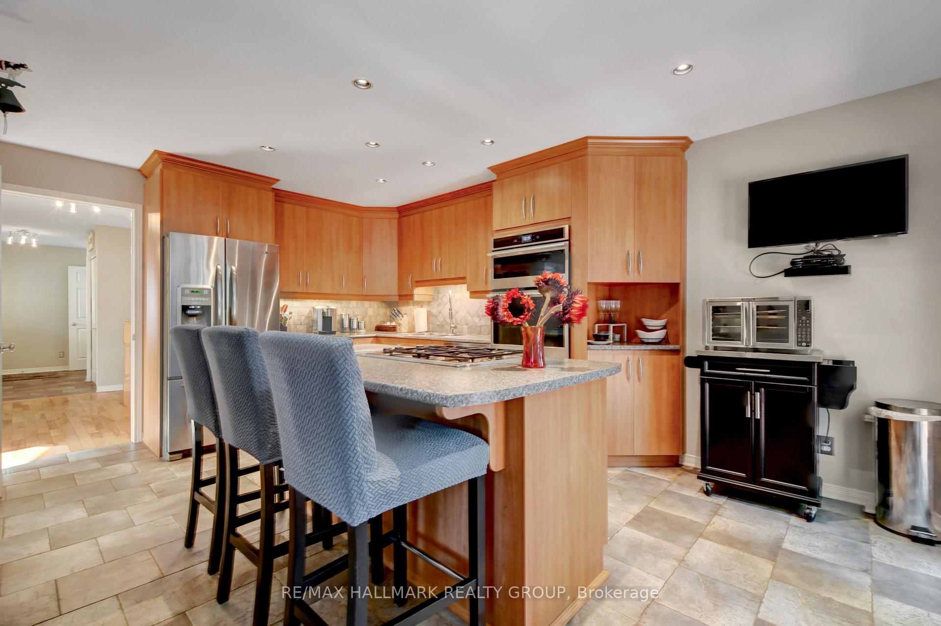 Photo 12 of 87 Moresby Drive, Ottawa, Kanata - Bridlewood — HOMEH