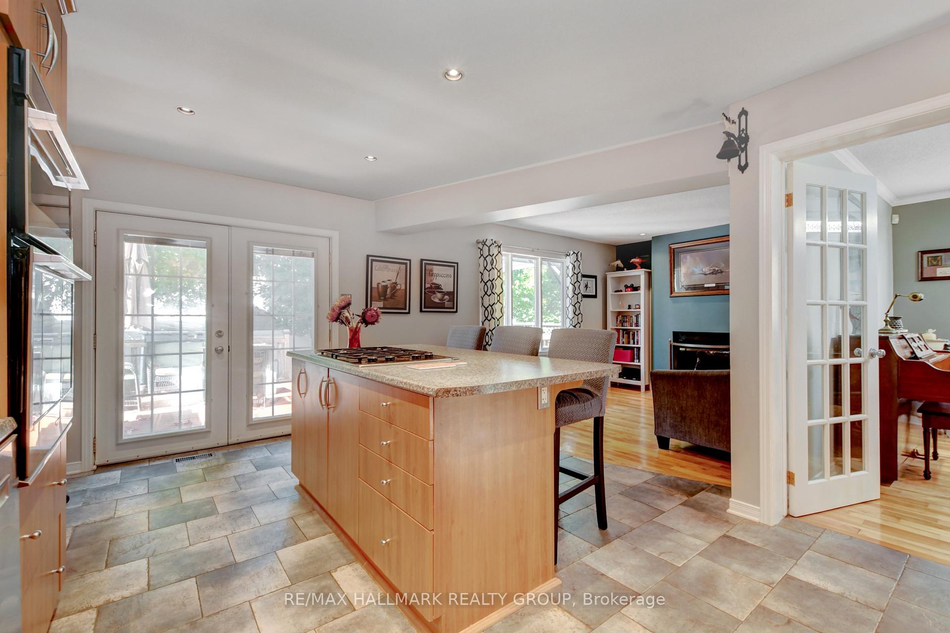Photo 13 of 87 Moresby Drive, Ottawa, Kanata - Bridlewood — HOMEH