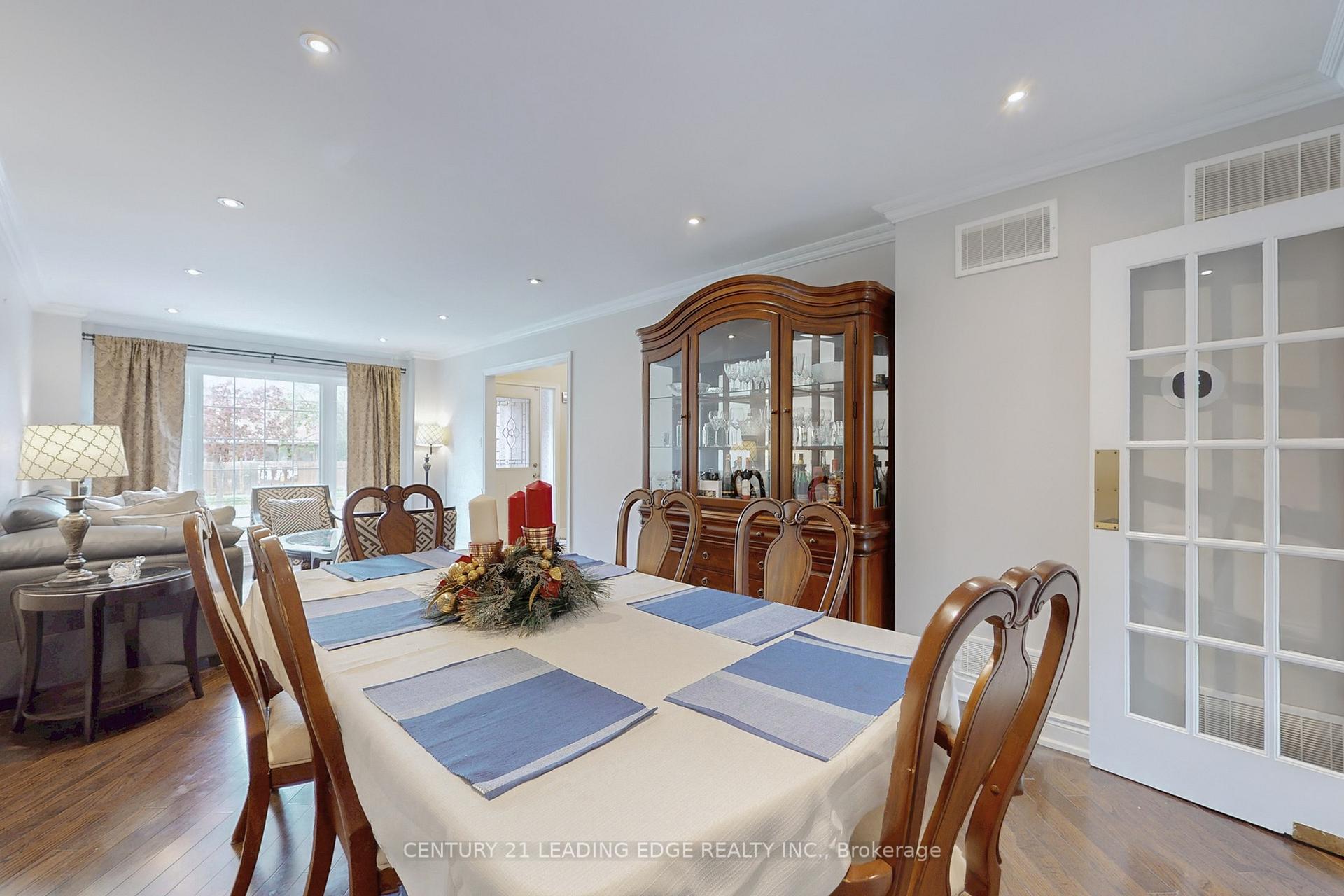 Photo 9 of 4 Townley Avenue, Markham, Milliken Mills East — HOMEH