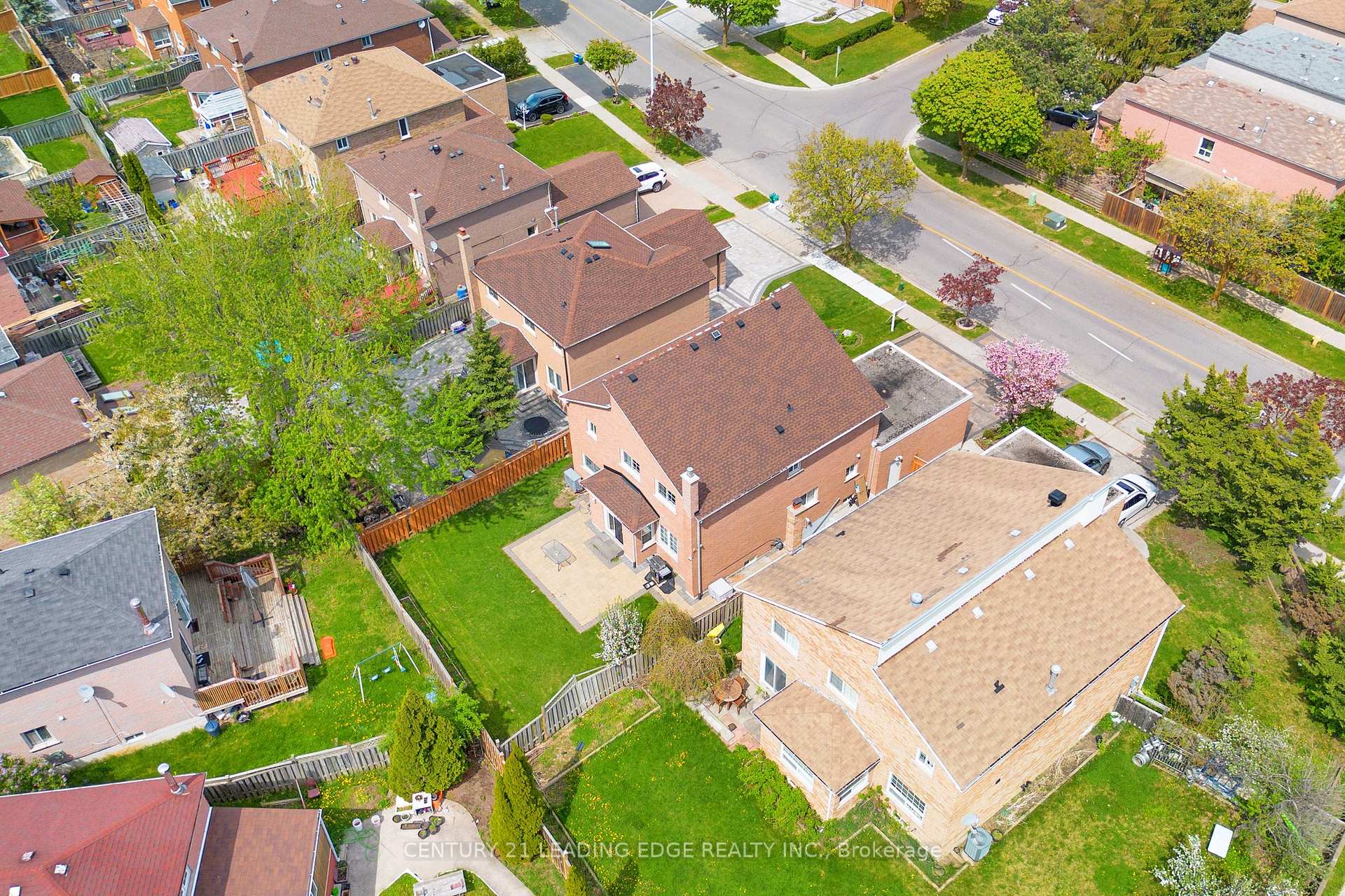 Photo 48 of 4 Townley Avenue, Markham, Milliken Mills East — HOMEH