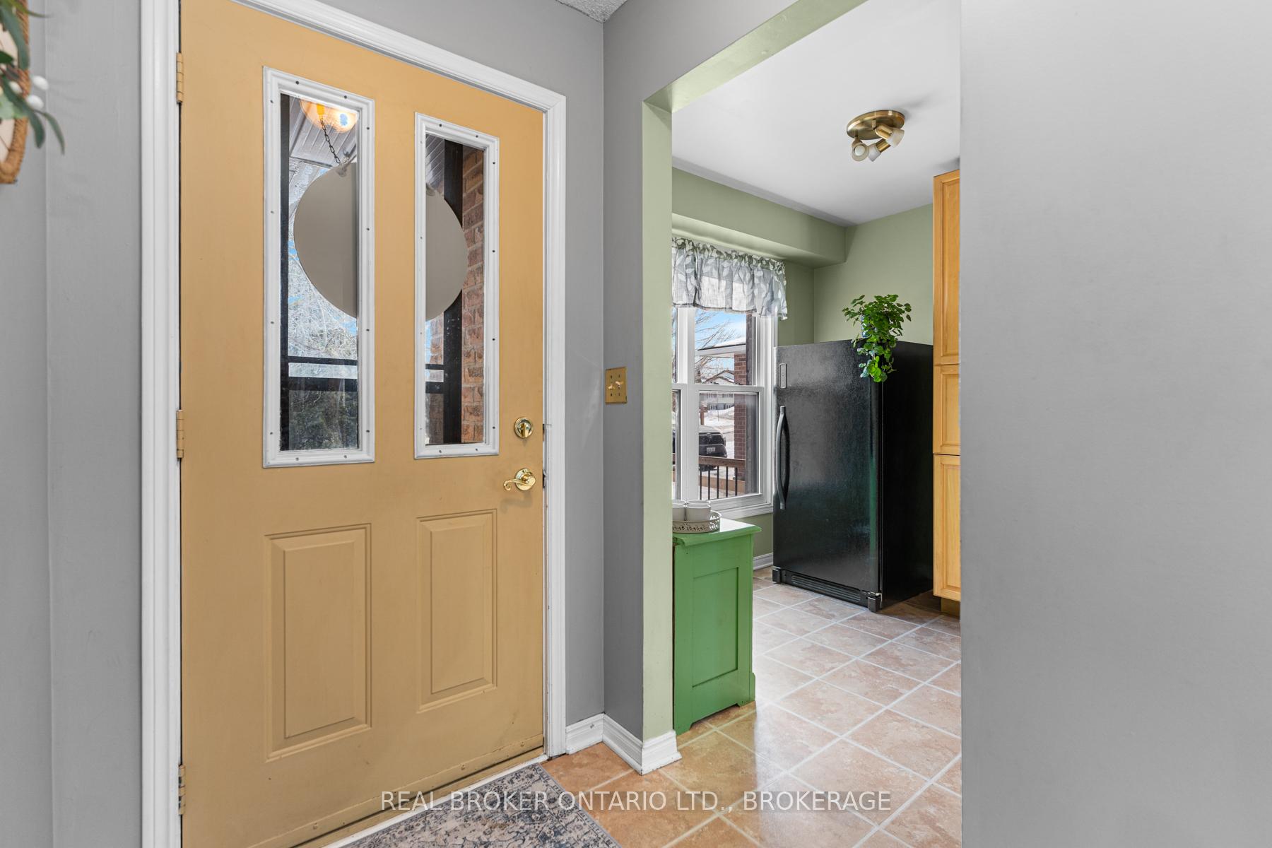 Photo 5 of 633 Davis Drive, Kingston, East Gardiners Rd — HOMEH