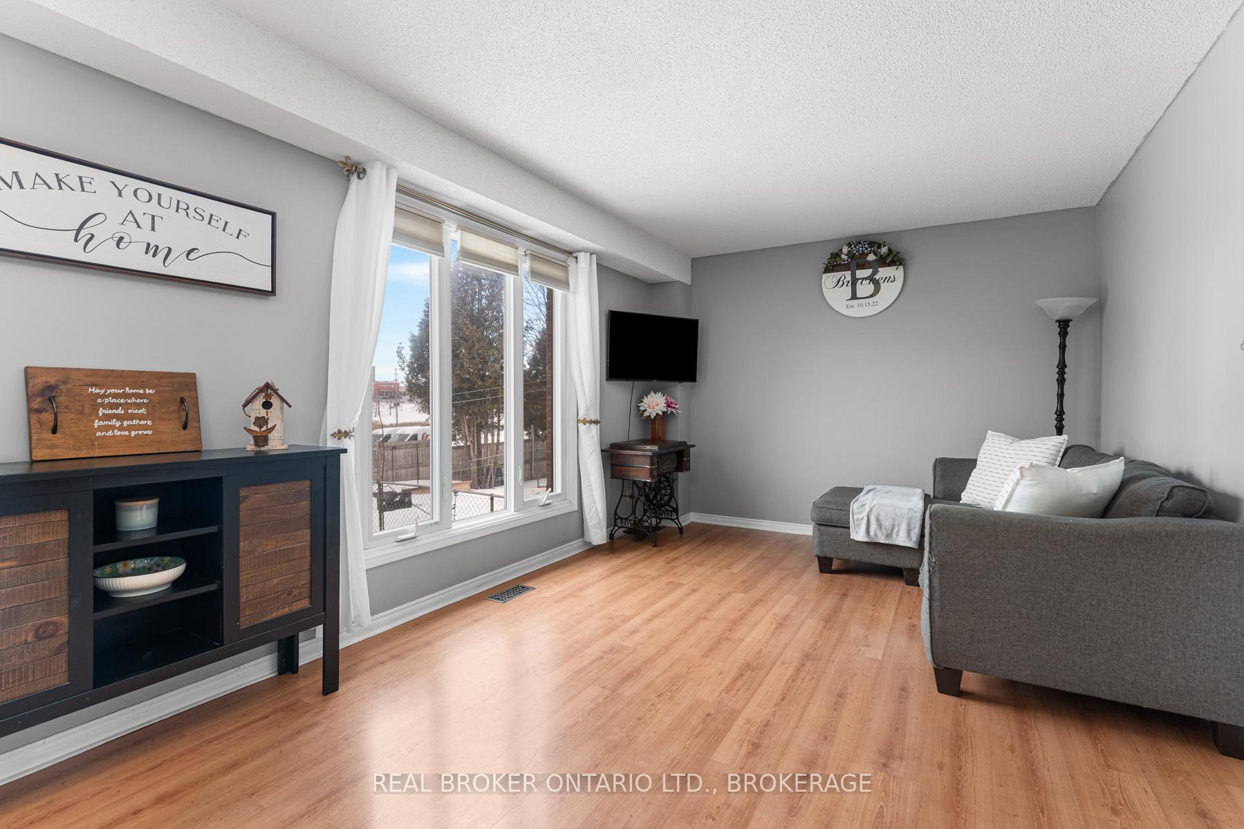 Photo 11 of 633 Davis Drive, Kingston, East Gardiners Rd — HOMEH