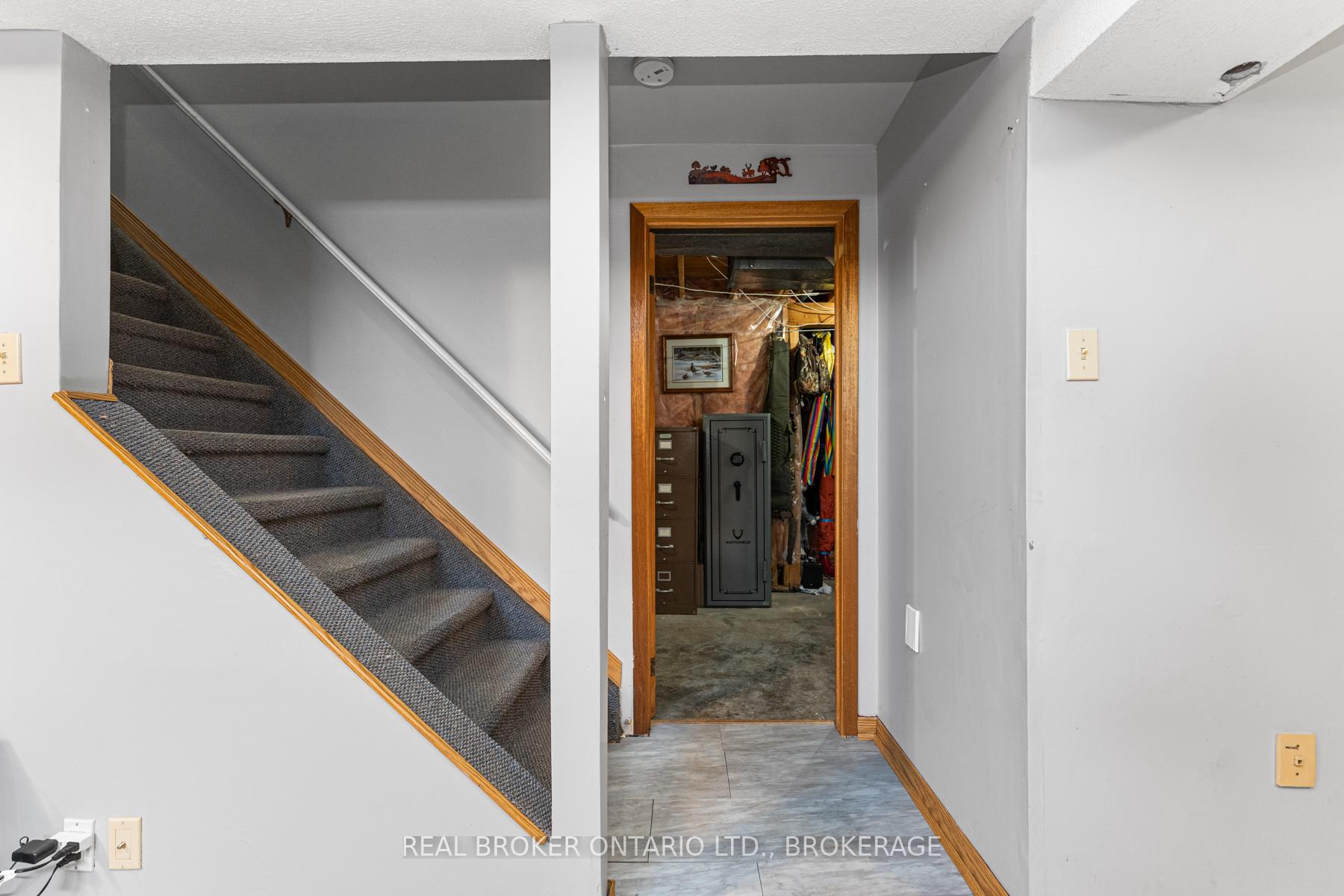 Photo 35 of 633 Davis Drive, Kingston, East Gardiners Rd — HOMEH