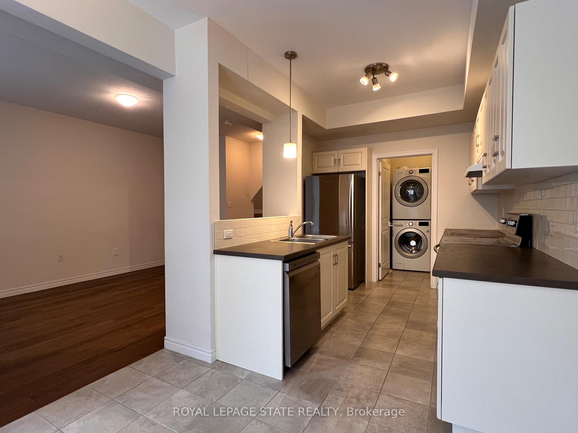 Photo 6 of 33 Marr Lane, Hamilton, Ancaster — HOMEH