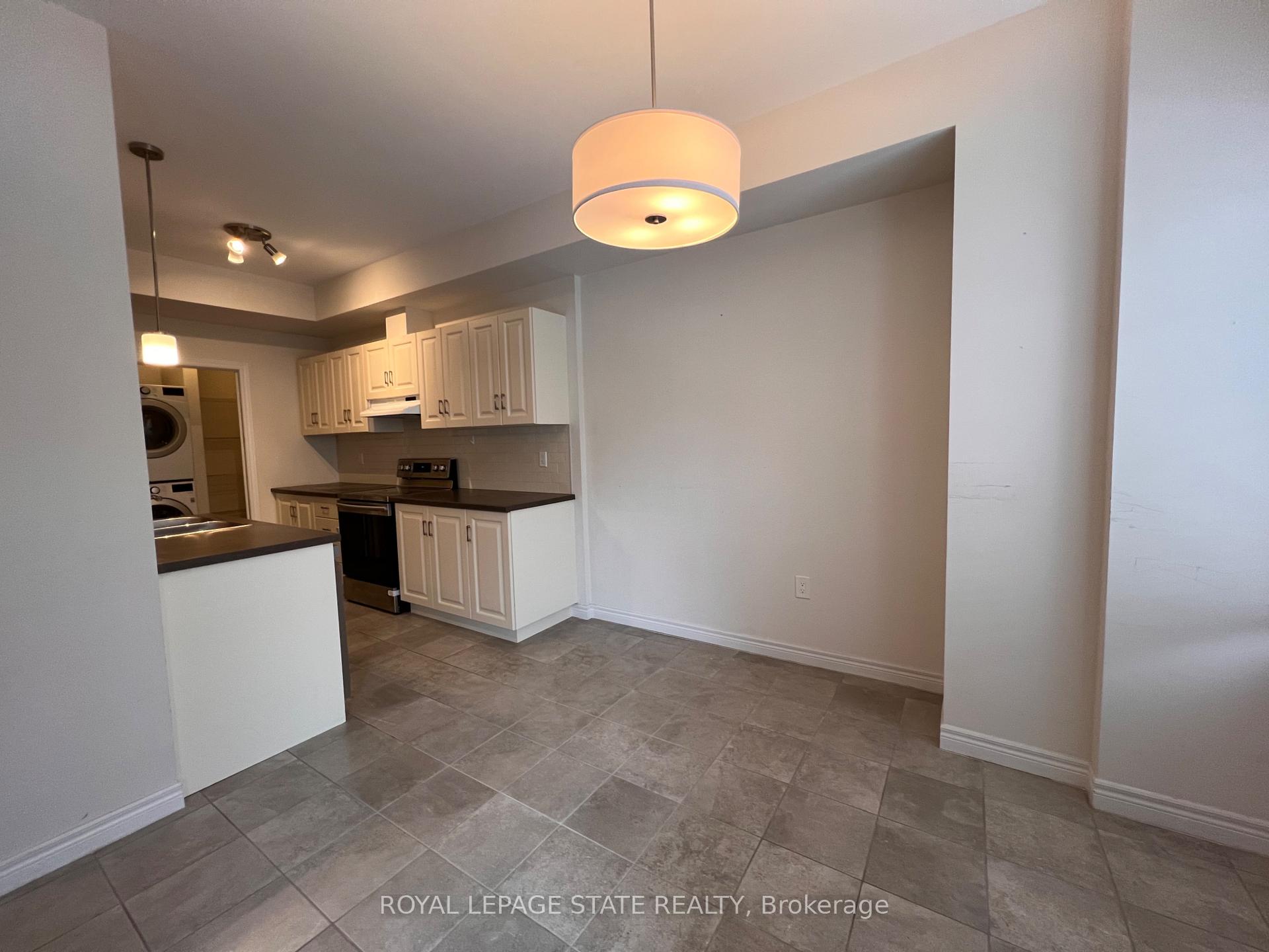 Photo 8 of 33 Marr Lane, Hamilton, Ancaster — HOMEH