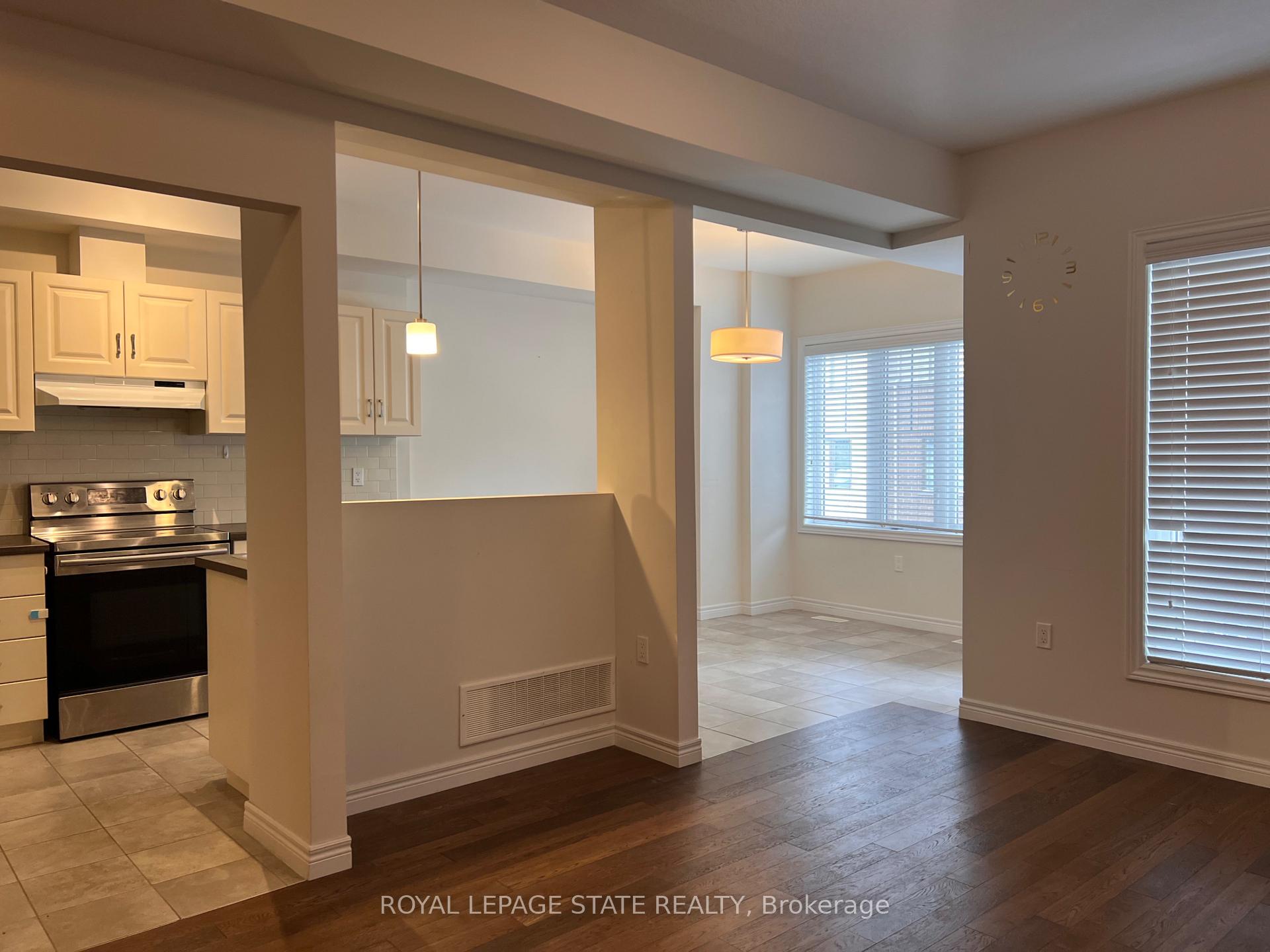 Photo 14 of 33 Marr Lane, Hamilton, Ancaster — HOMEH