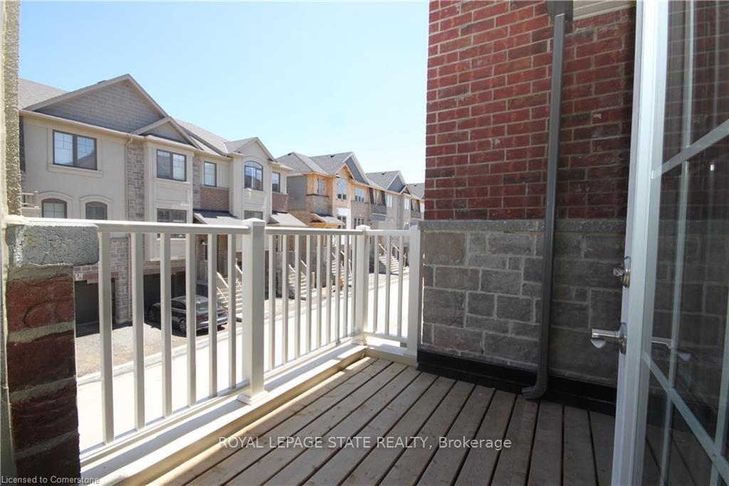 Photo 15 of 33 Marr Lane, Hamilton, Ancaster — HOMEH