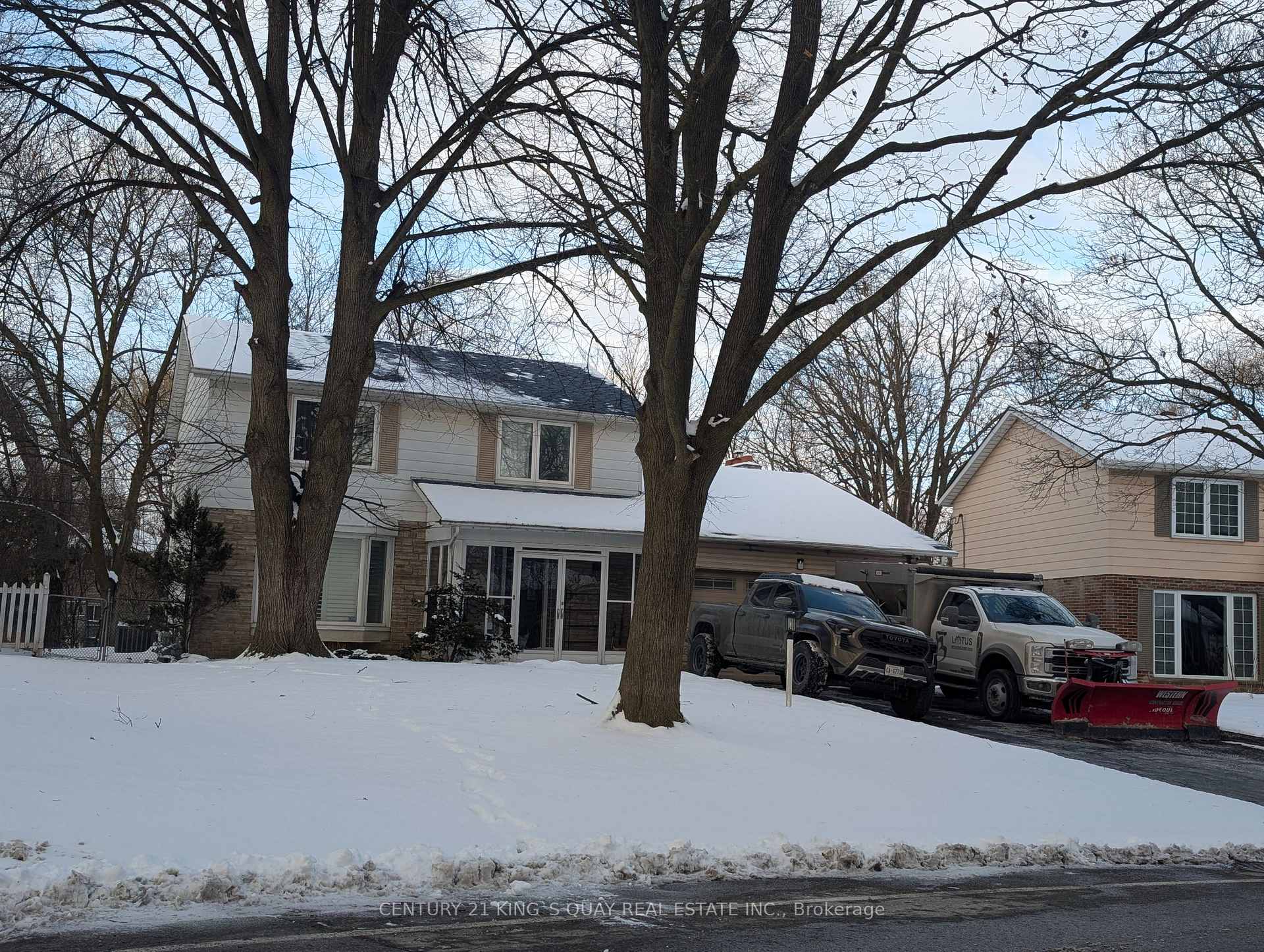 Photo 1 of Unit LL, 26 Southdale Drive, Markham, Bullock — HOMEH