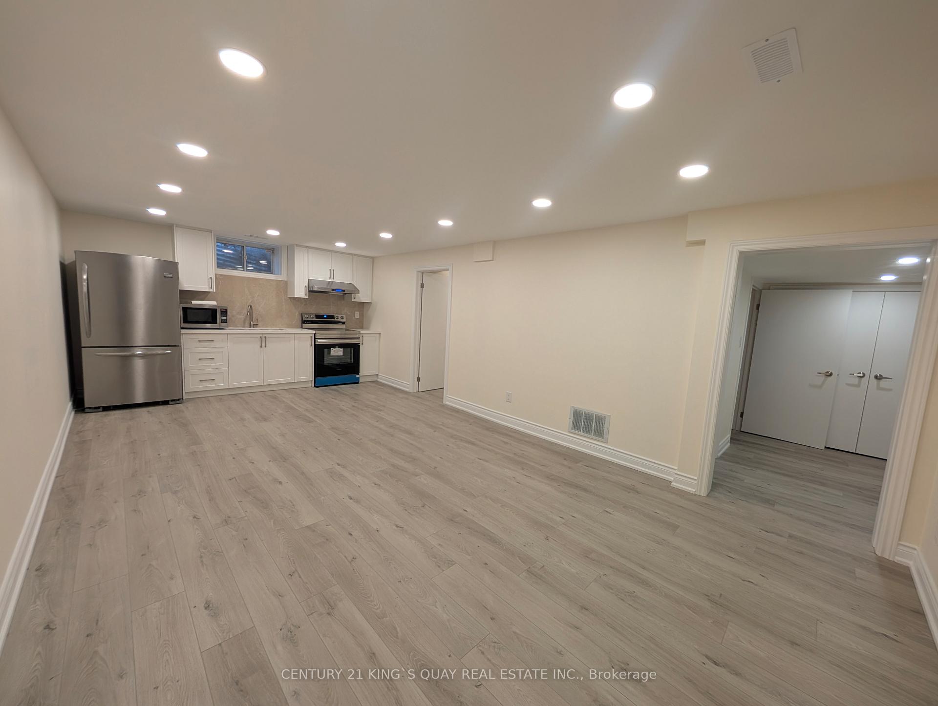 Photo 5 of Unit LL, 26 Southdale Drive, Markham, Bullock — HOMEH
