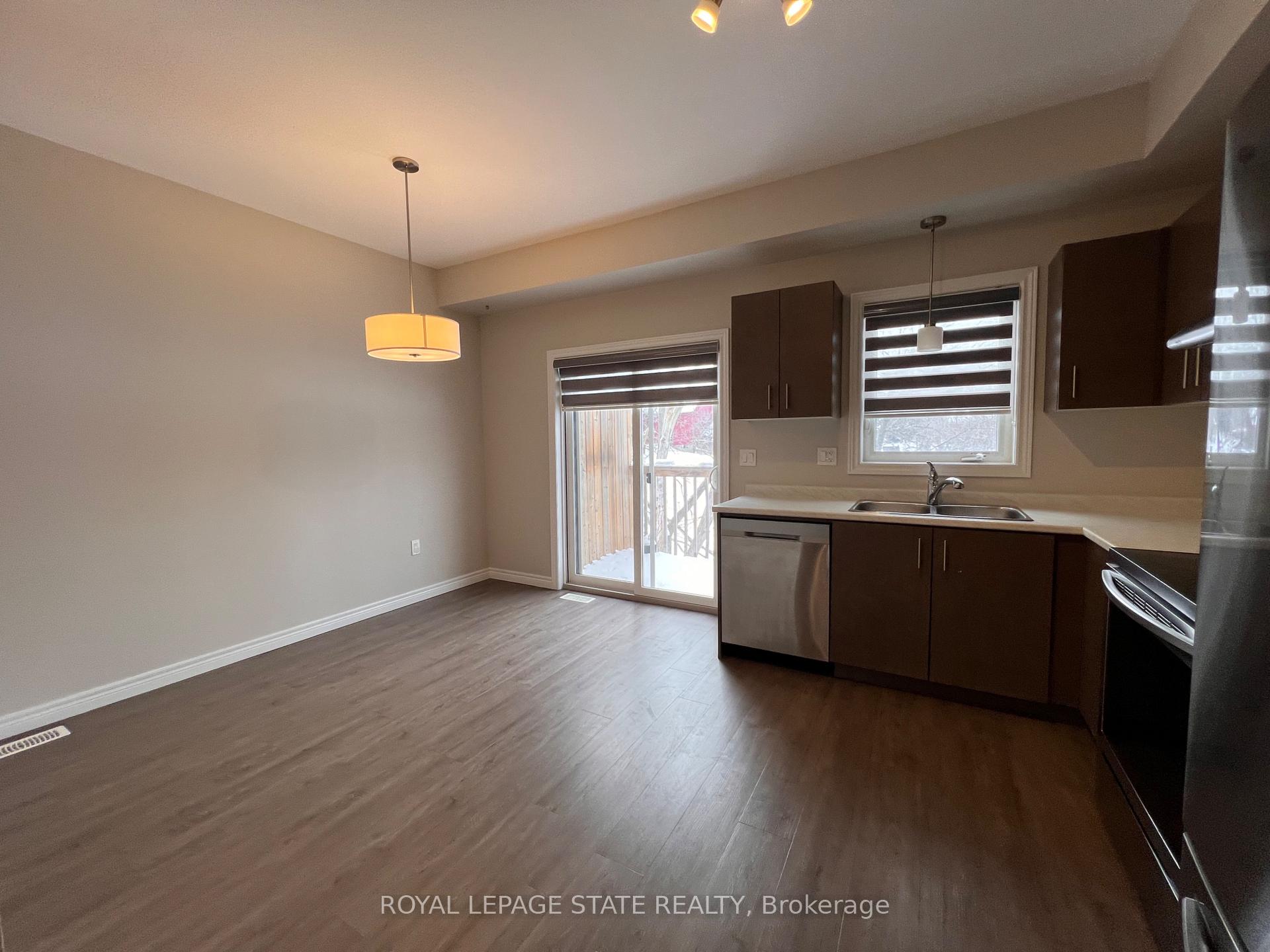 Photo 5 of 17 Barley Lane, Hamilton, Meadowlands — HOMEH
