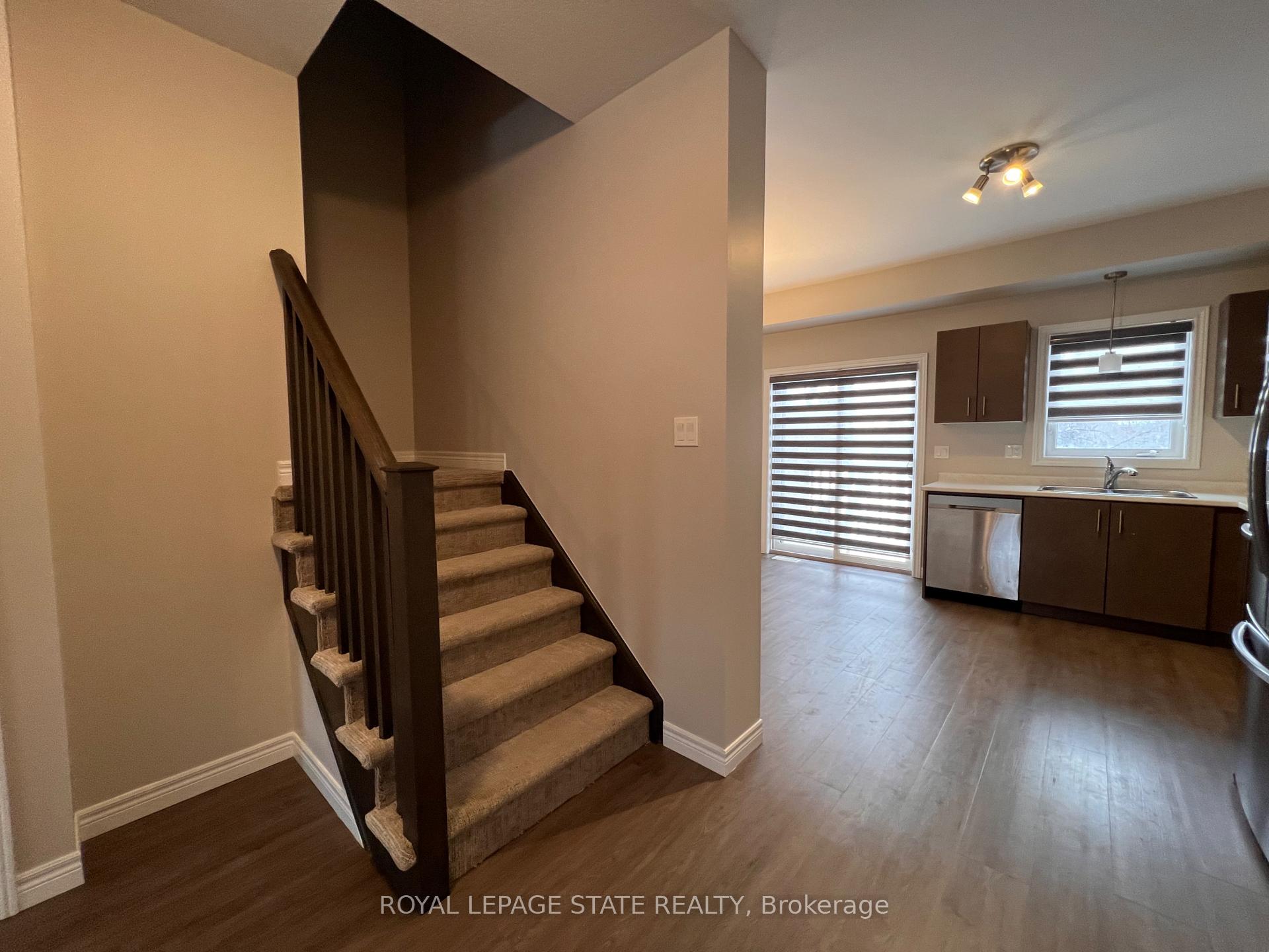 Photo 10 of 17 Barley Lane, Hamilton, Meadowlands — HOMEH