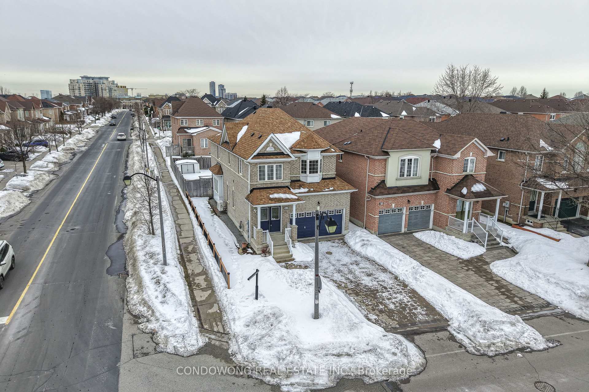 Photo 2 of 87 Avoca Drive, Markham, Village Green-South Unionville — HOMEH