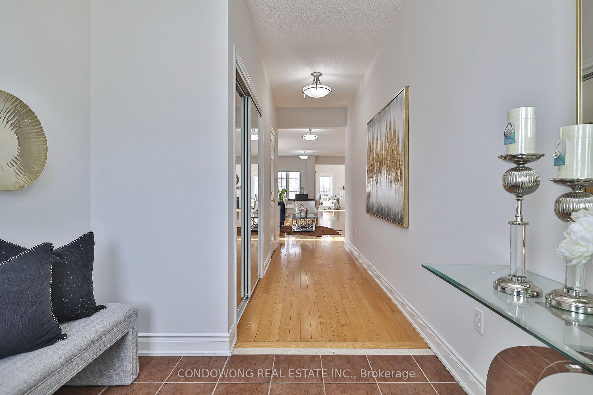 Photo 4 of 87 Avoca Drive, Markham, Village Green-South Unionville — HOMEH