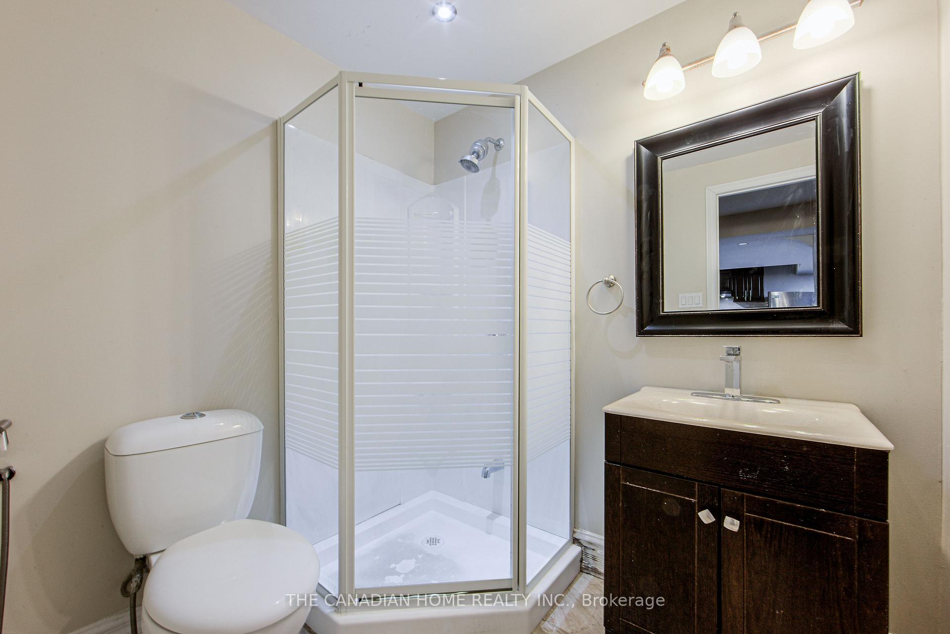 Photo 4 of Unit Bsmnt, 983 Kennedy Circle, Milton, Coates — HOMEH