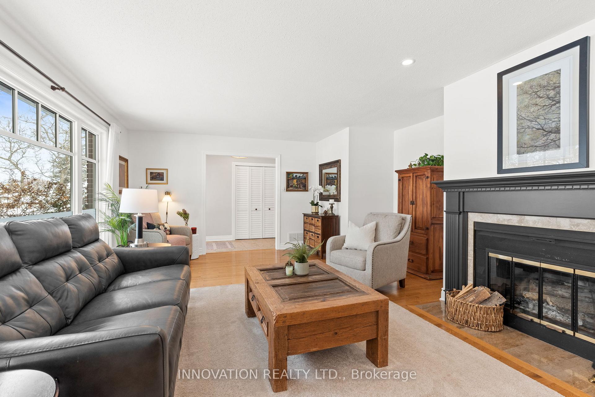Photo 4 of 31 Beaufort Drive, Ottawa, Kanata - Katimavik — HOMEH