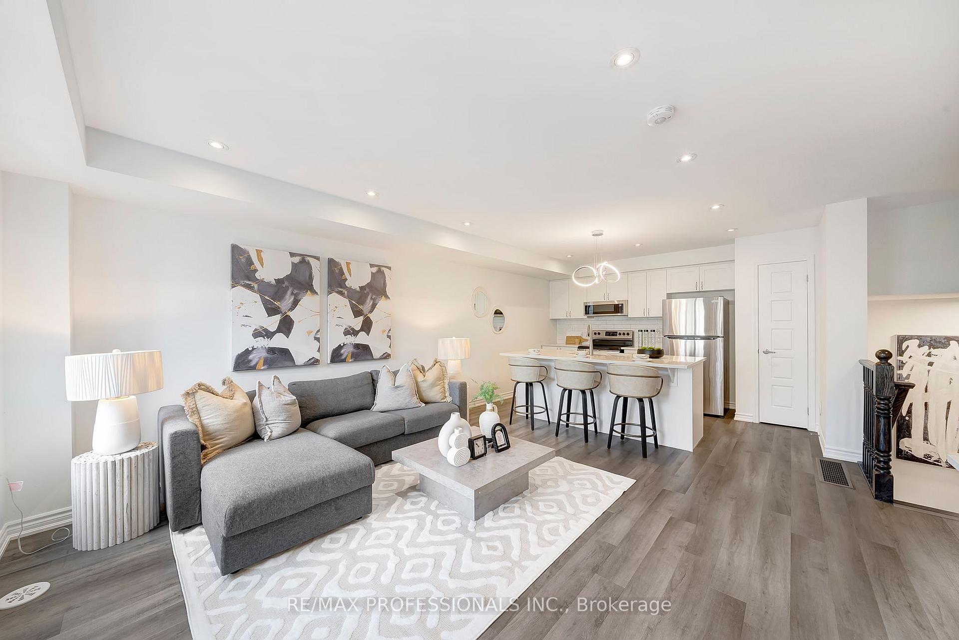 Photo 4 of 1272 Hop Place, Milton, Cobban — HOMEH
