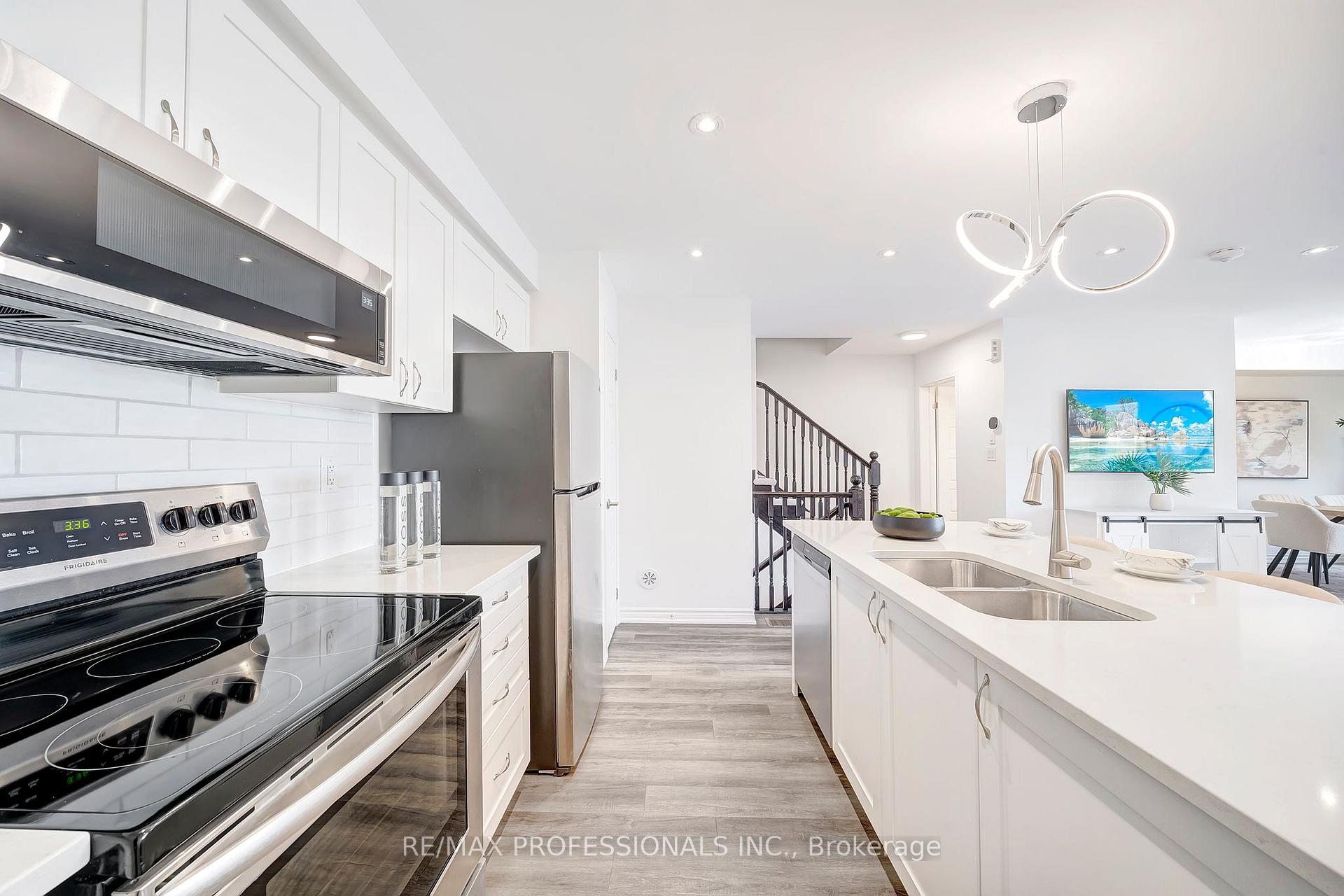 Photo 7 of 1272 Hop Place, Milton, Cobban — HOMEH